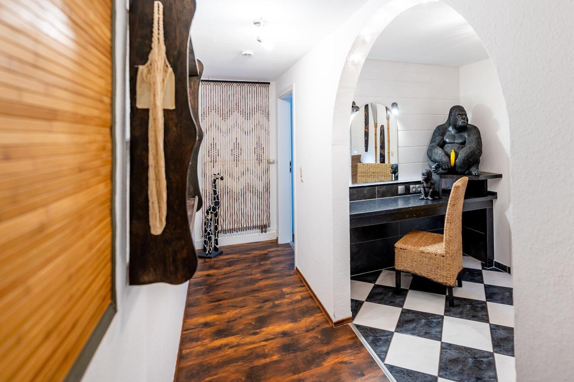 Suite Malaika,1542077104:JPEG