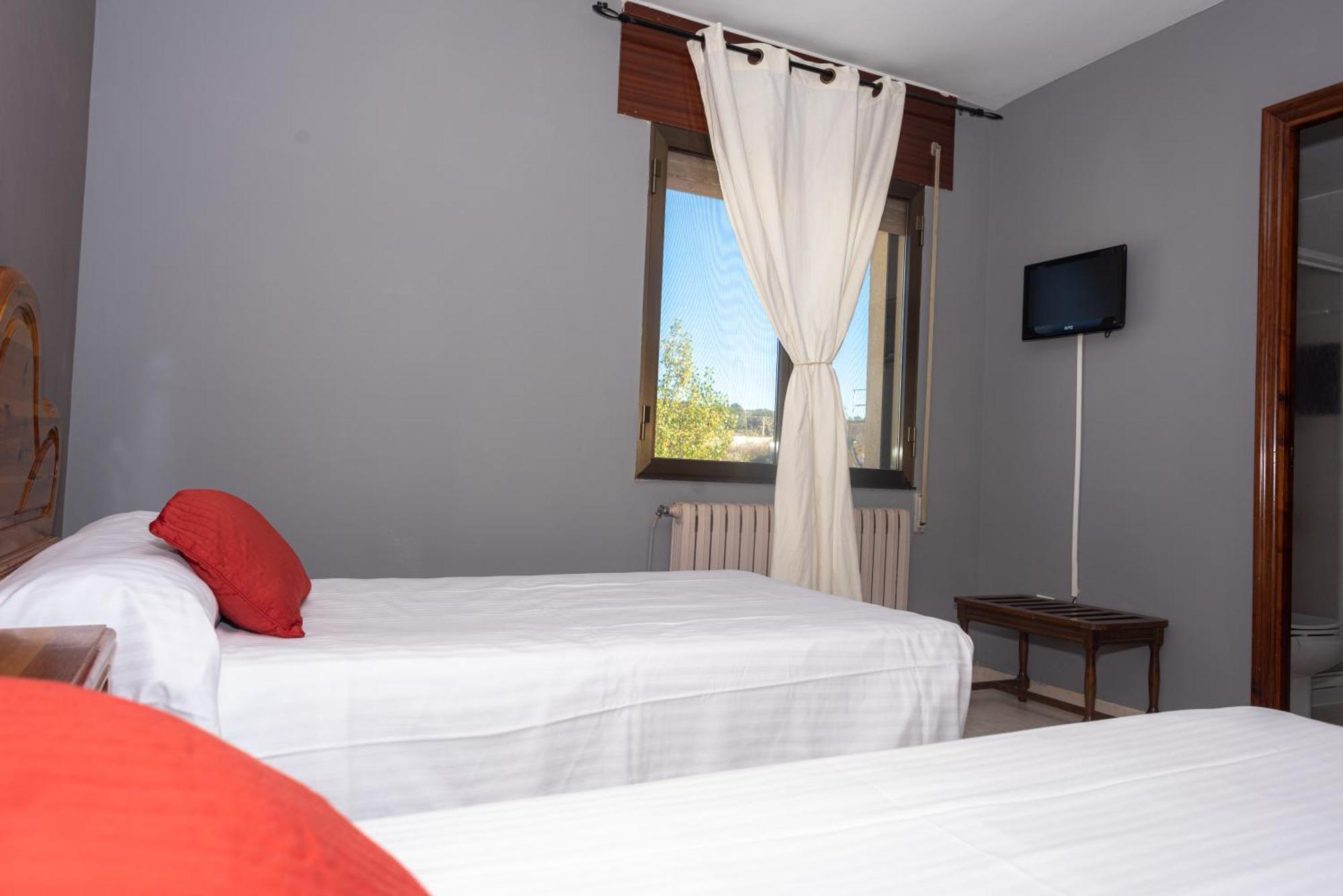 Superior Double or Twin Room,1542155431:JPEG