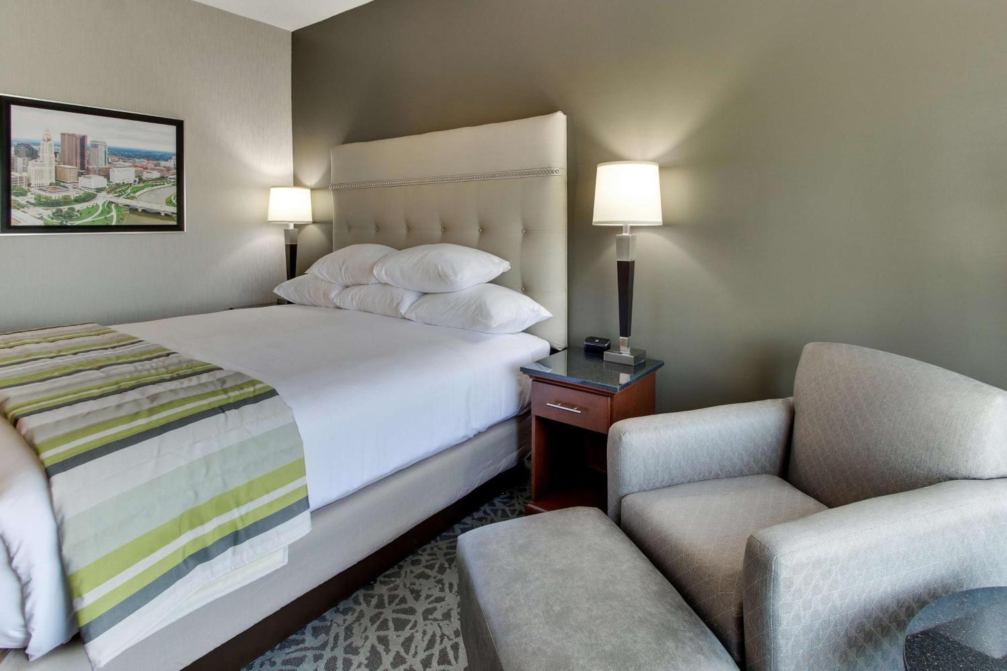Deluxe King Room