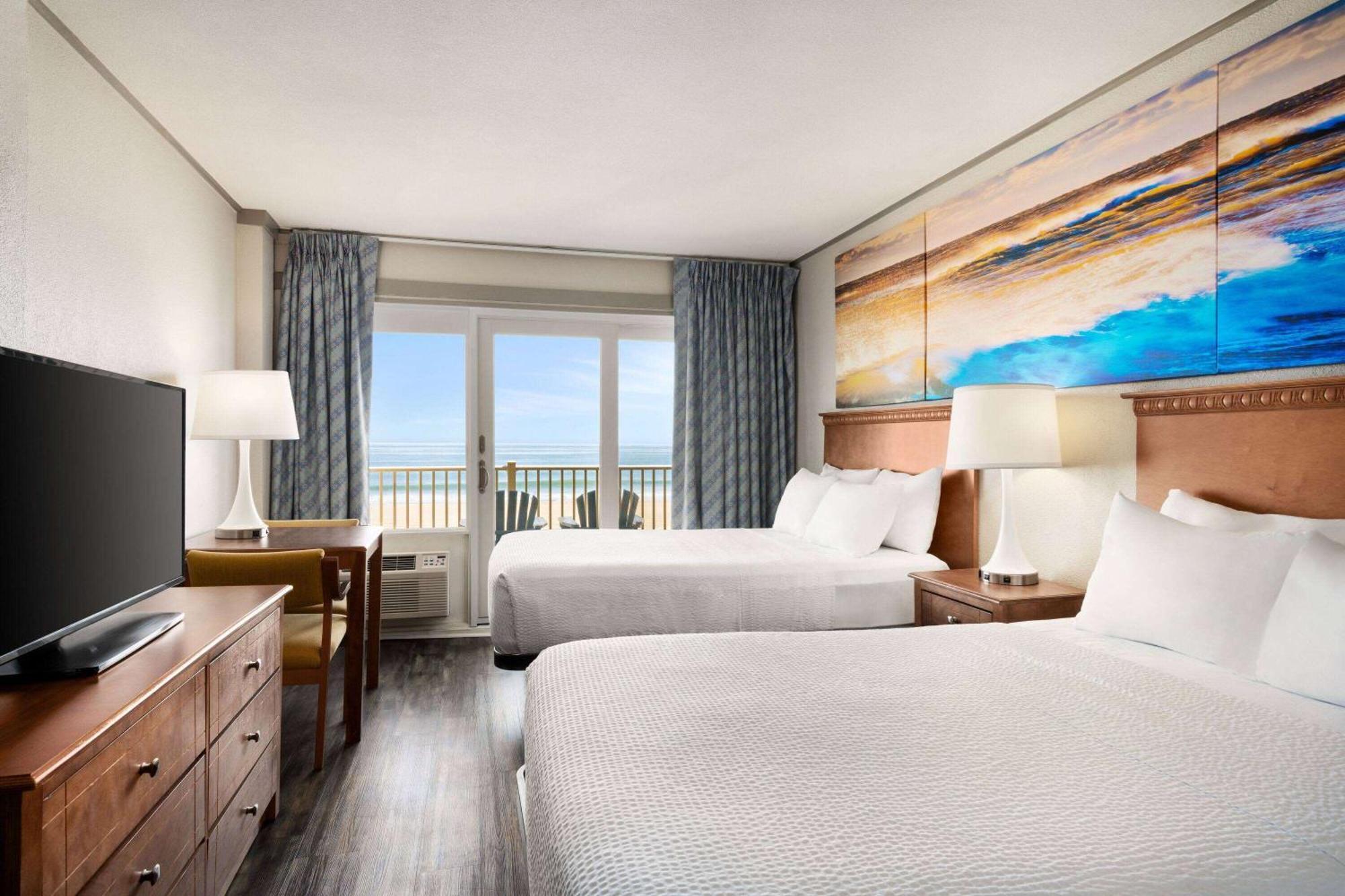 Oceanfront room with two double beds, nonsmoking,763103989:JPEG