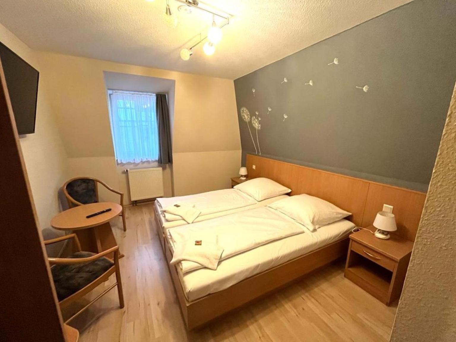 Double Room Private Bathroom