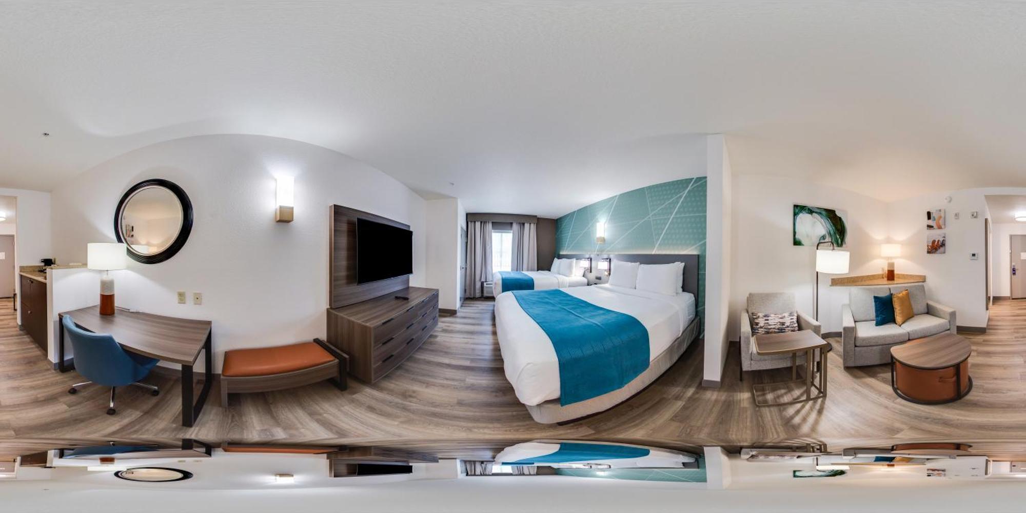 Superior Queen Suite Two Queen Beds Non-Smoking