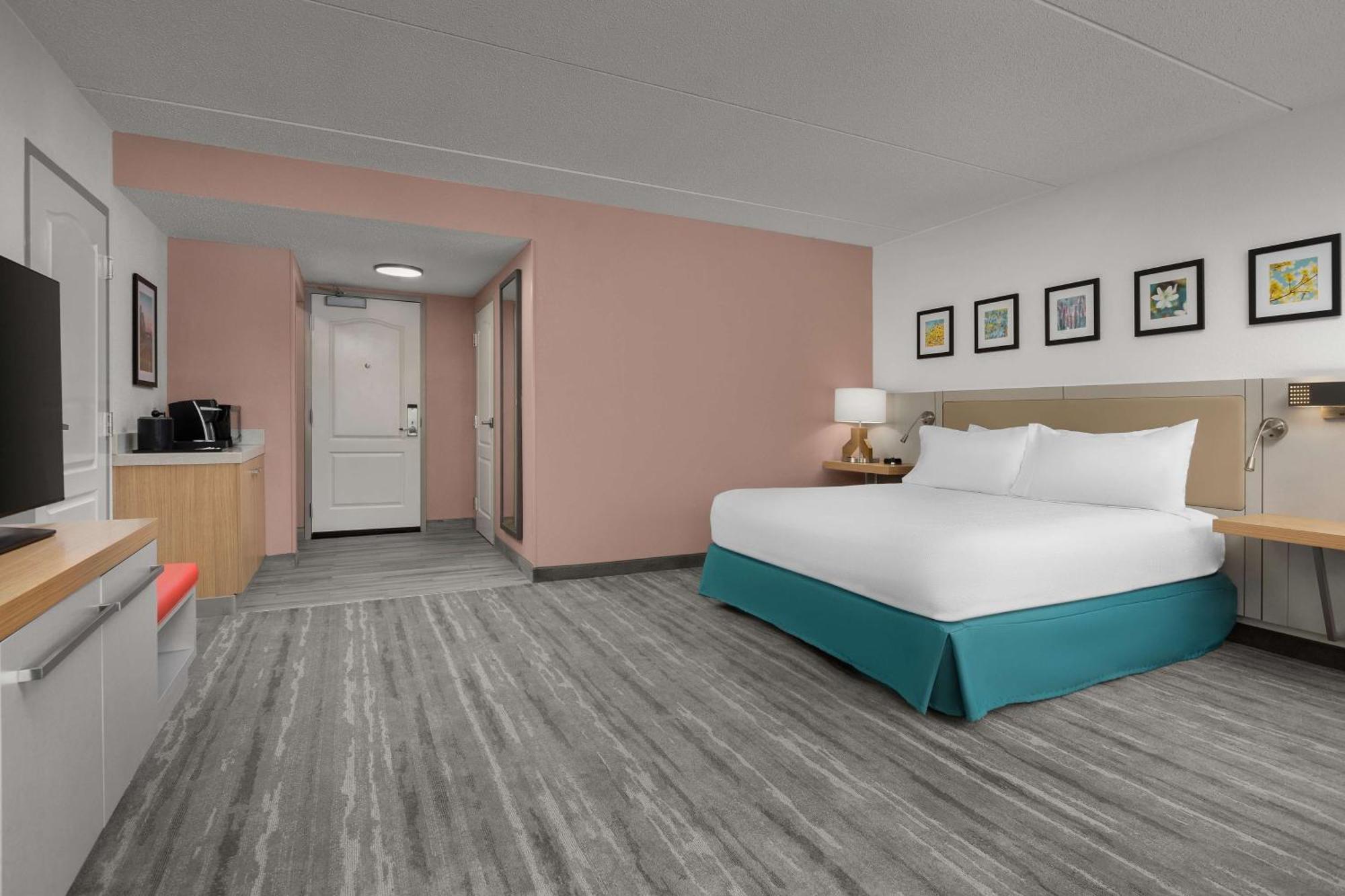 King Room Accessible Tub Mobility Access