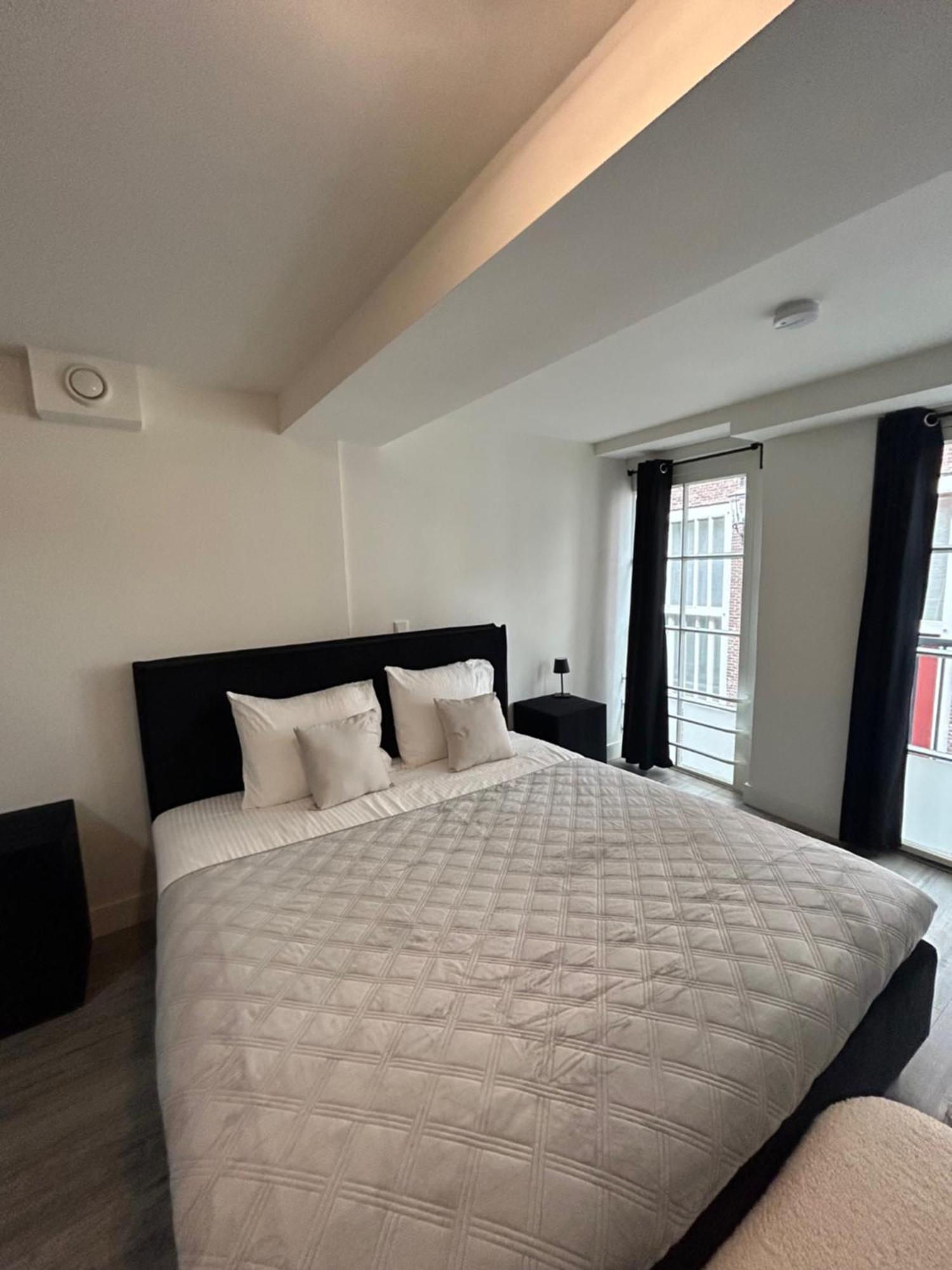 Double Room,1542431716:JPEG