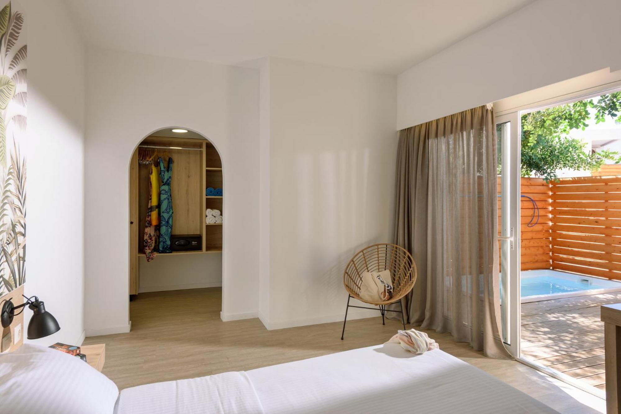Superior Double Room Plunge Pool