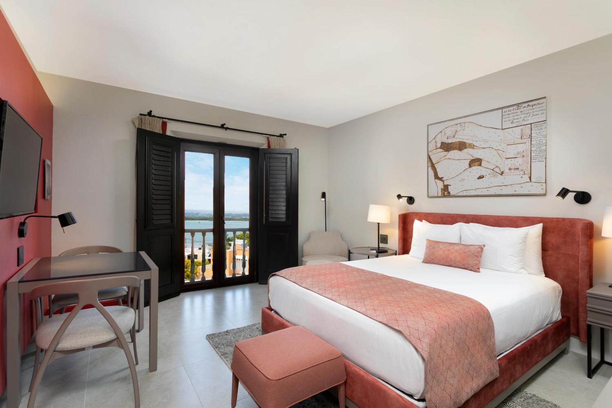 Queen Room Bay View,1706517667:JPEG