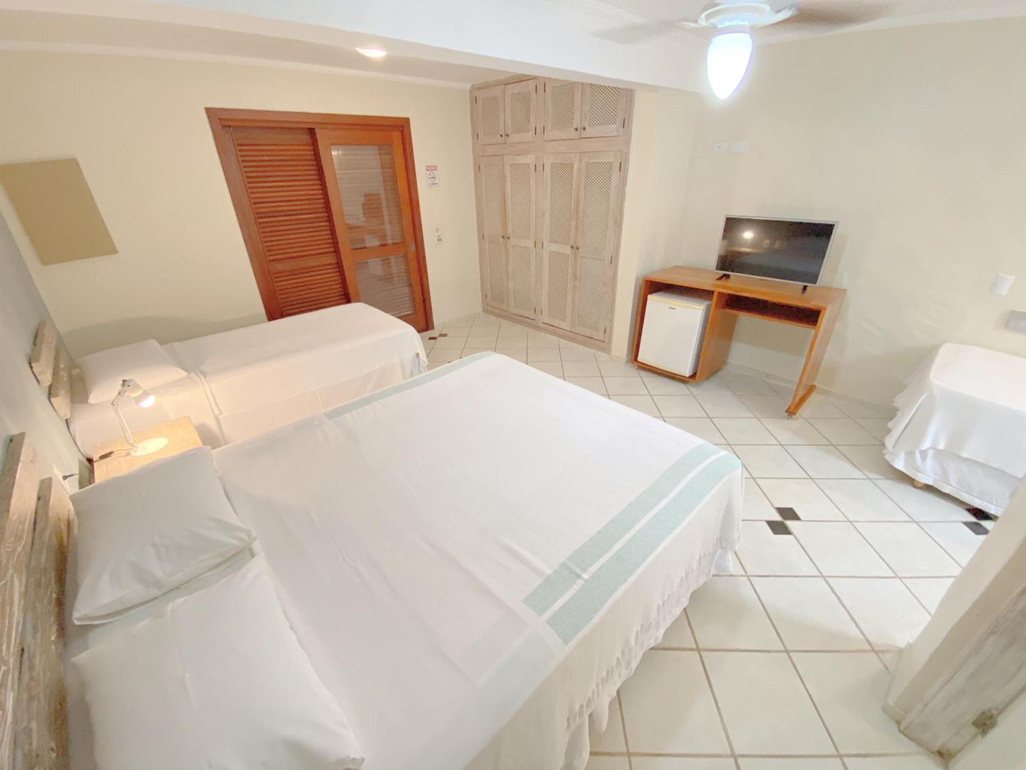Deluxe Family Suite