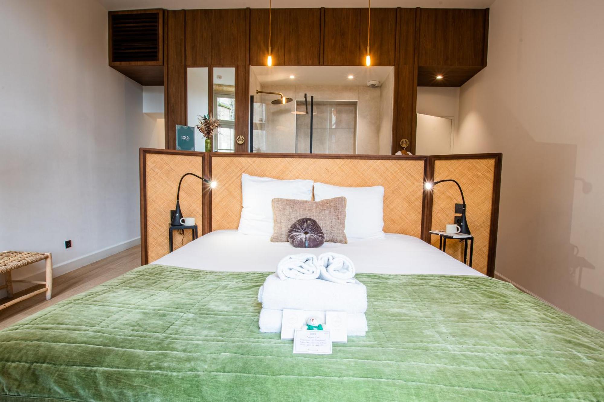 Deluxe Double Room Balcony Church view