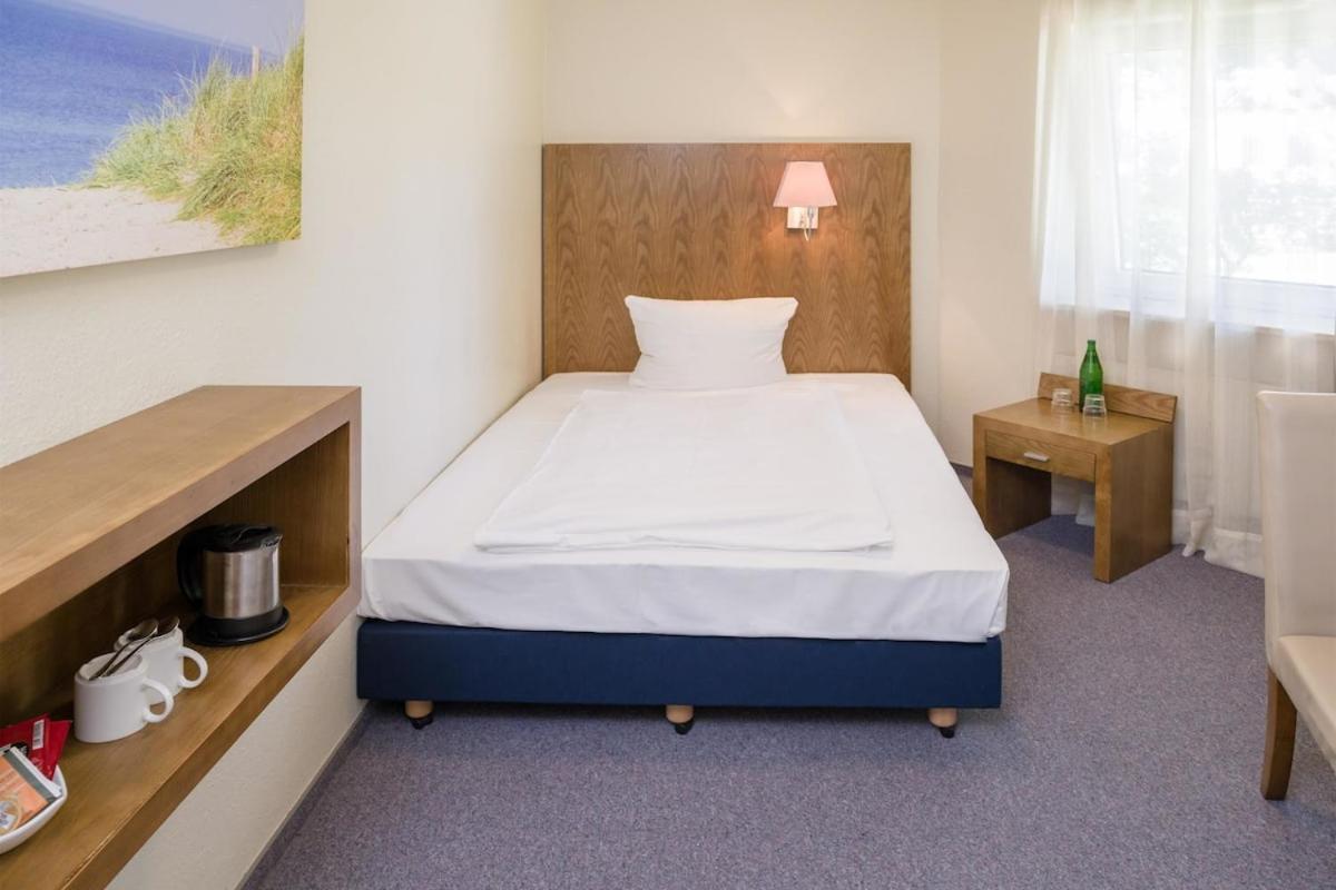 Comfort Single Room,888865057:JPEG