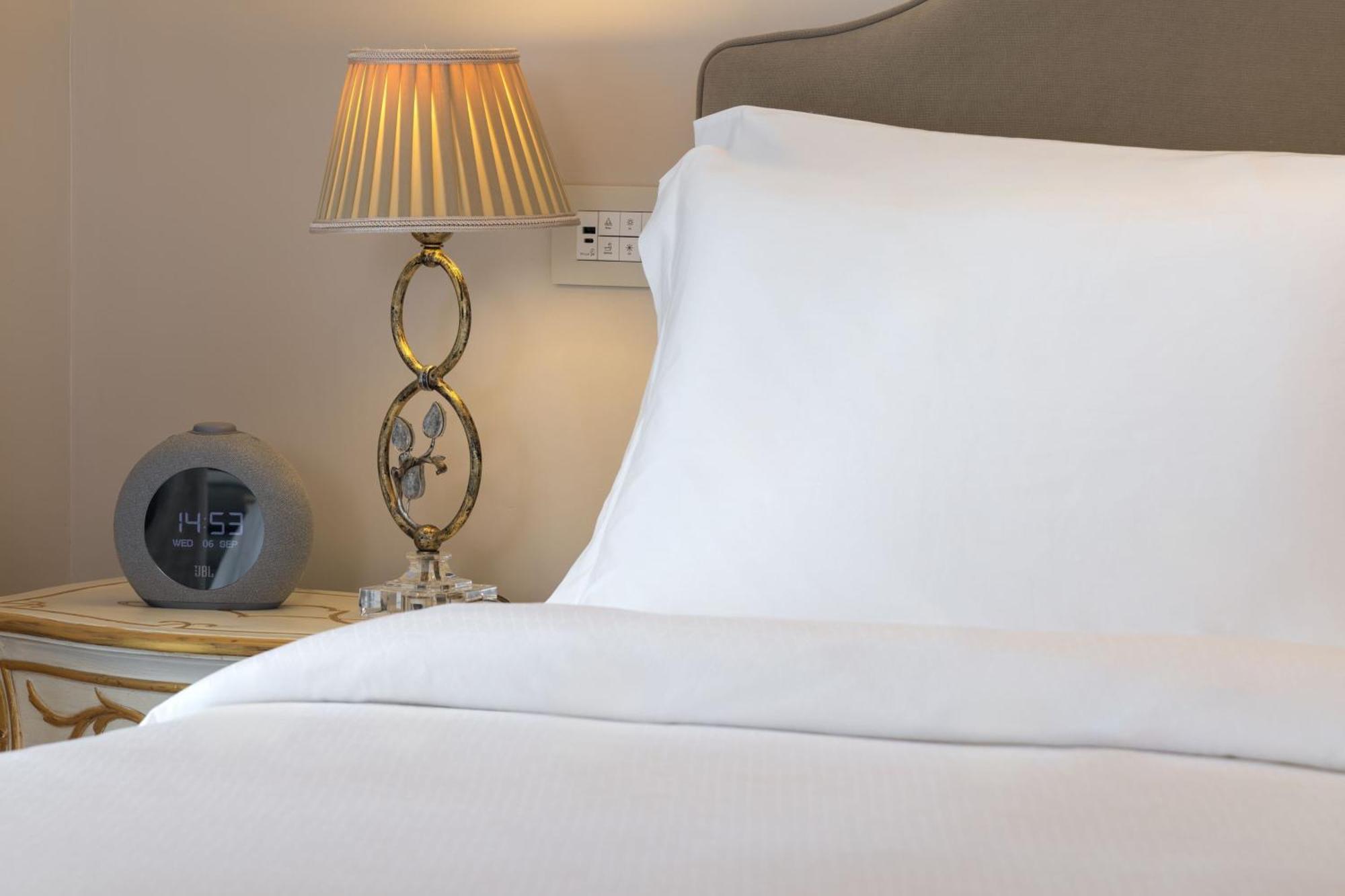 Habitación Deluxe con vistas a la ciudad y 1 cama extragrande