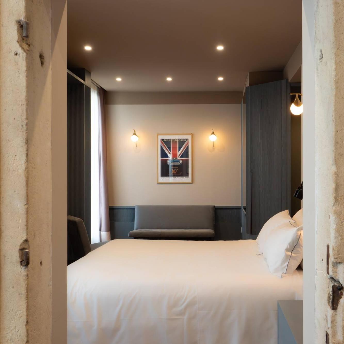 Suite King Bed Non-Smoking
