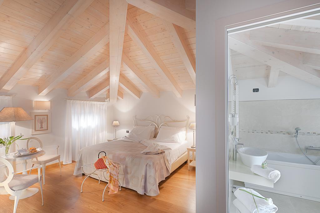 Superior Double Room,235977825:JPEG