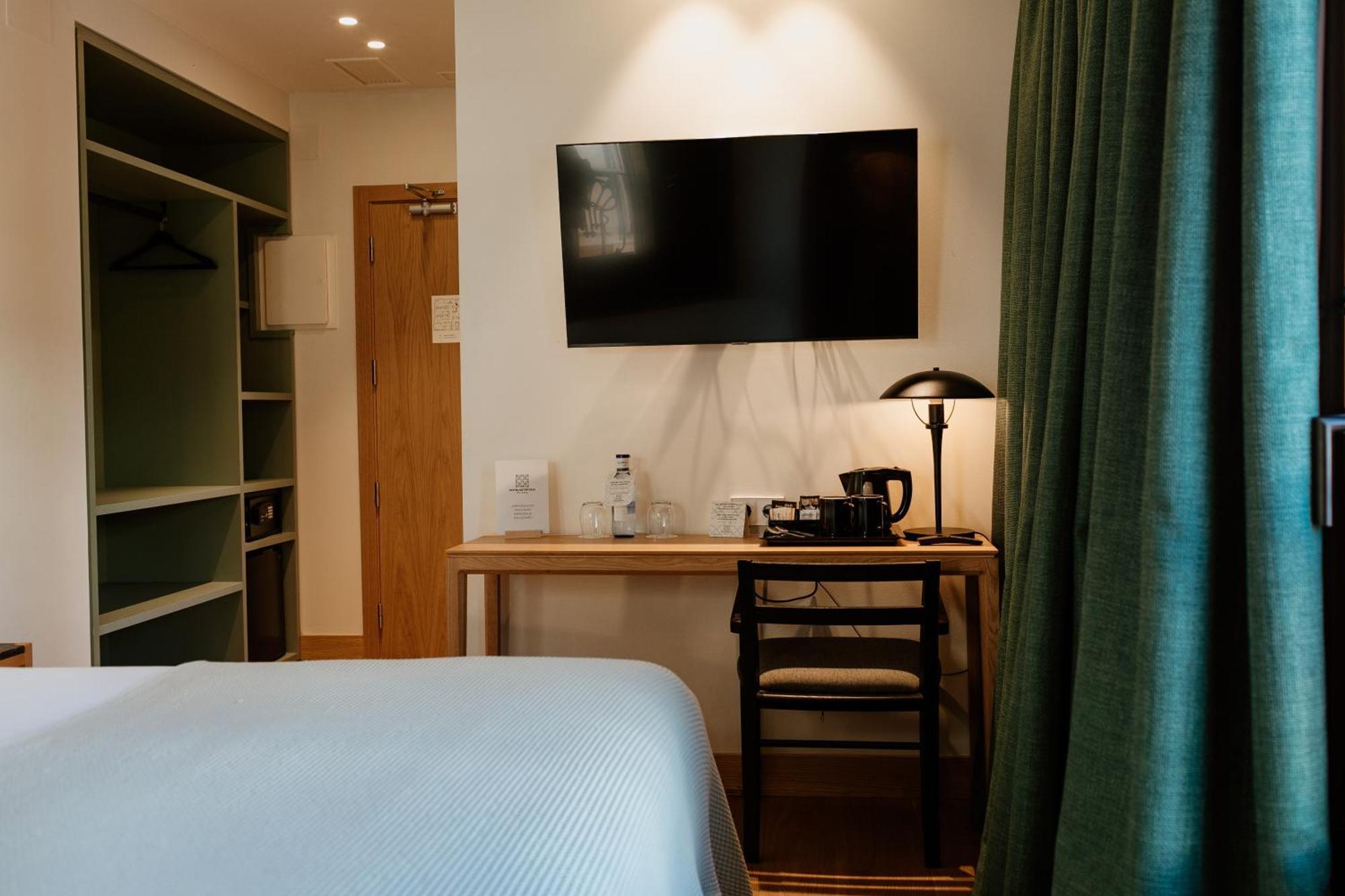 Double or Twin Room,1185248203:JPEG