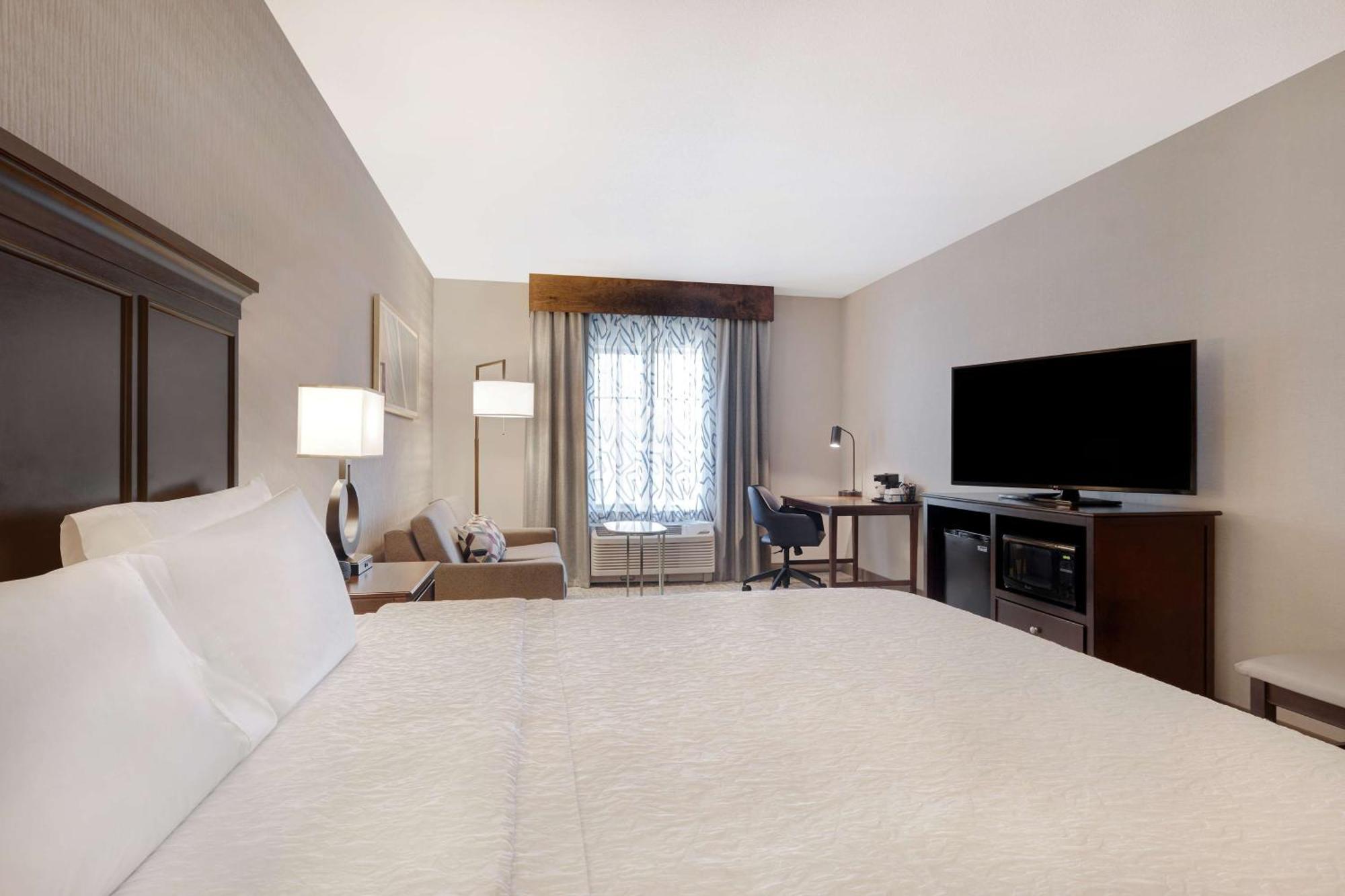 King Studio Suite Non-Smoking