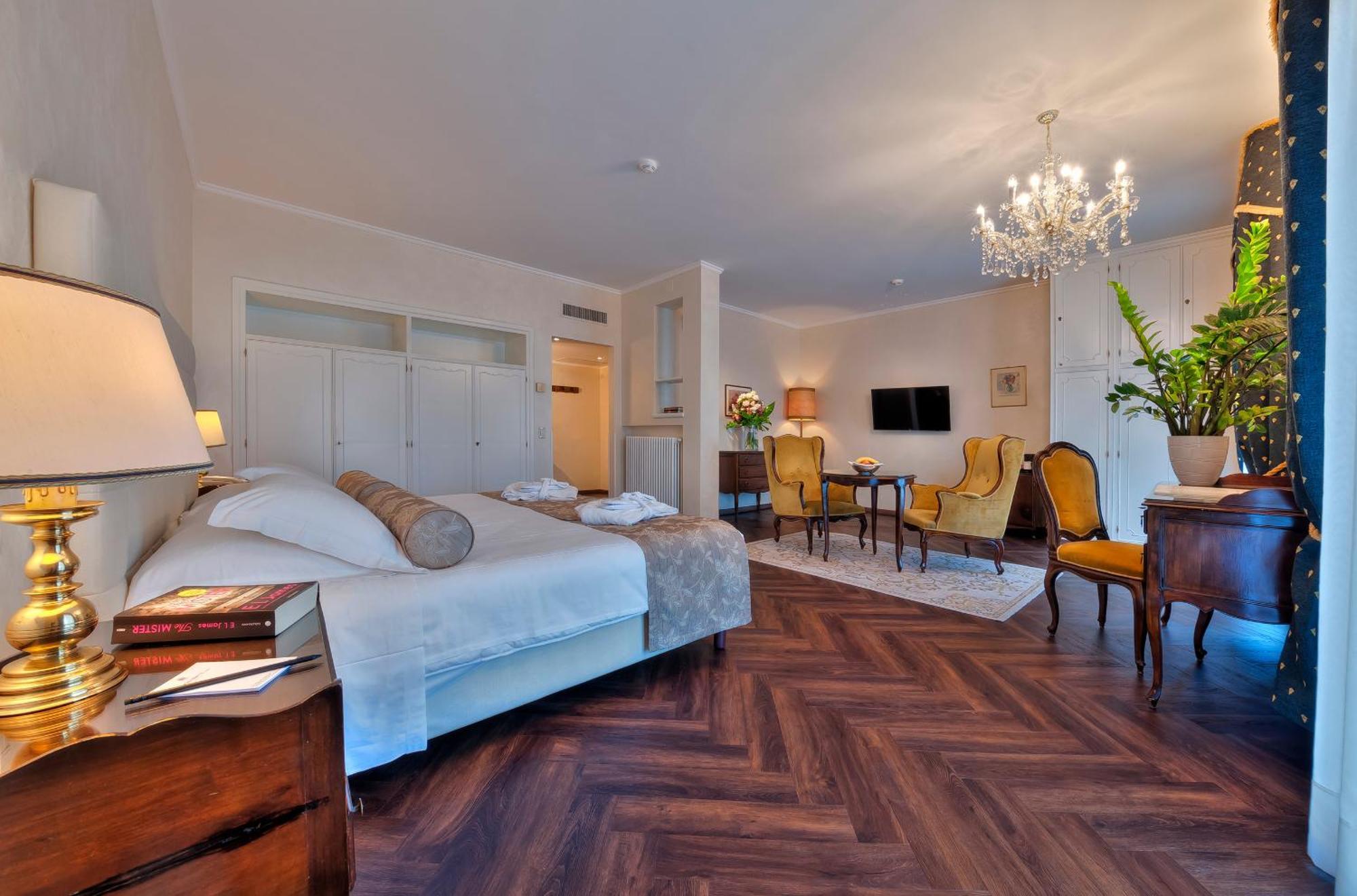 Executive Junior Suite