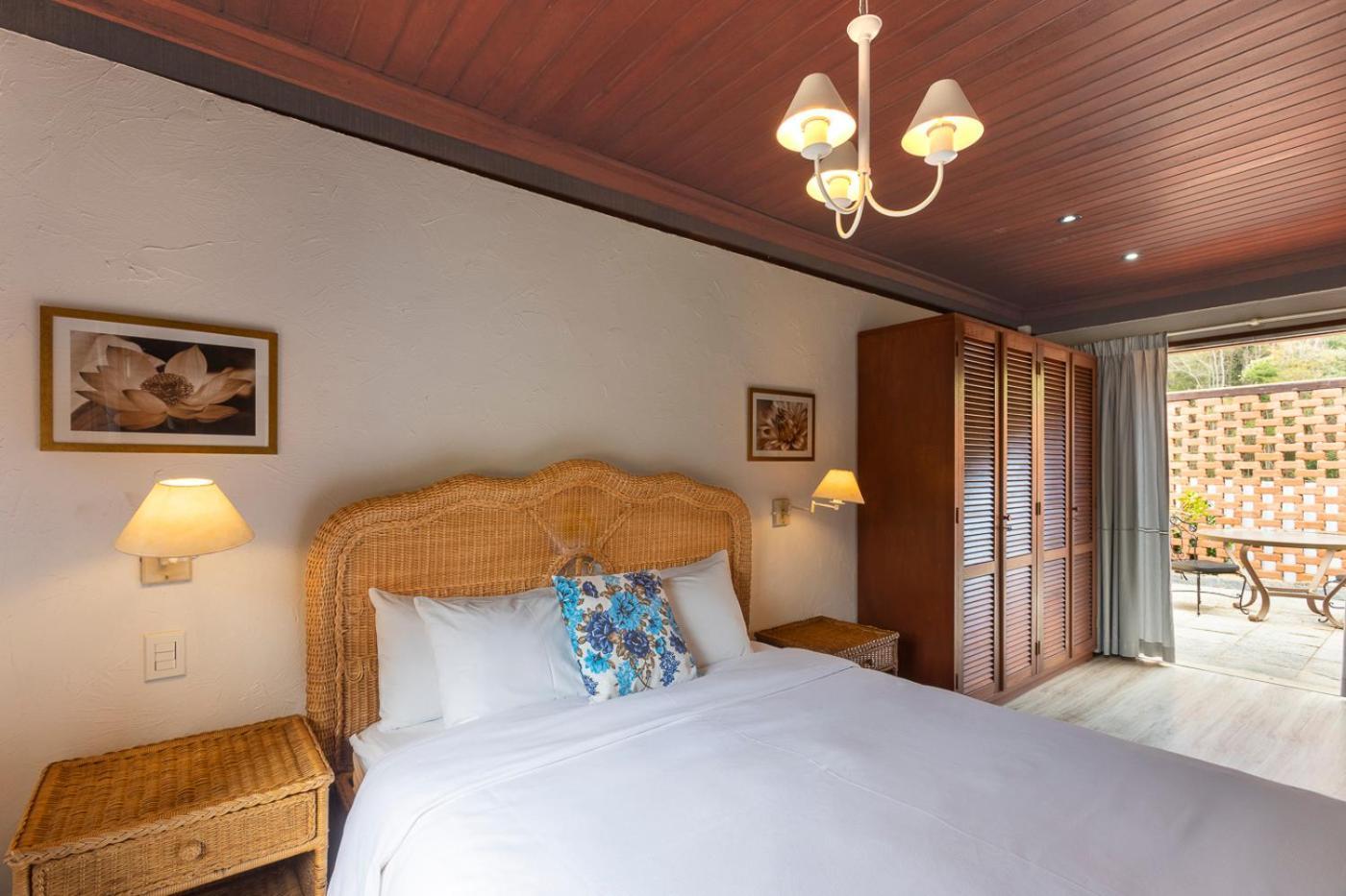Superior Room,1589184224:JPEG