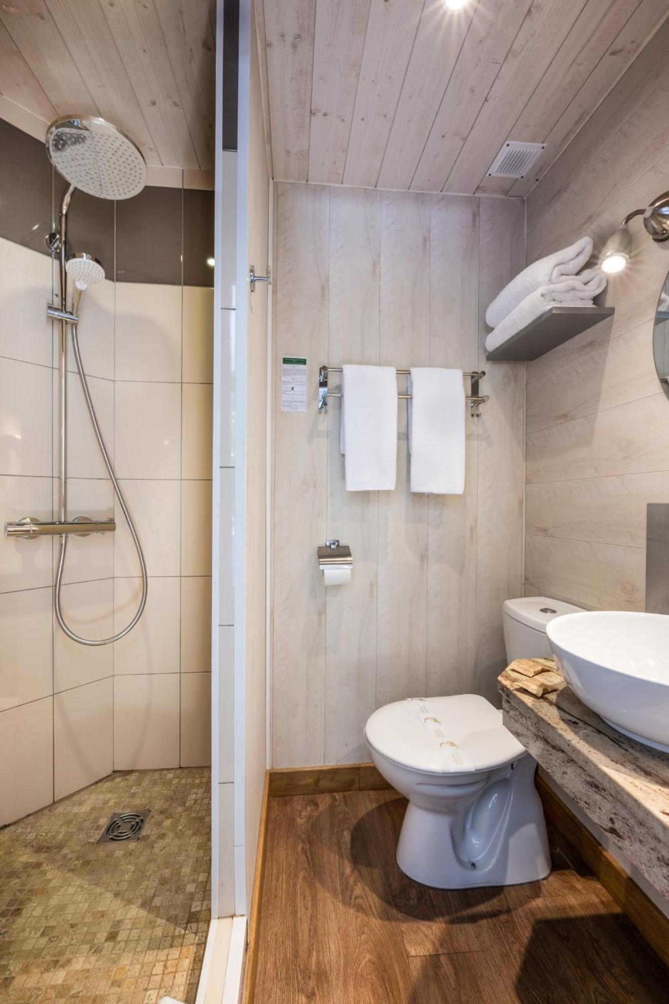 Superior Double Room,1543296724:JPEG