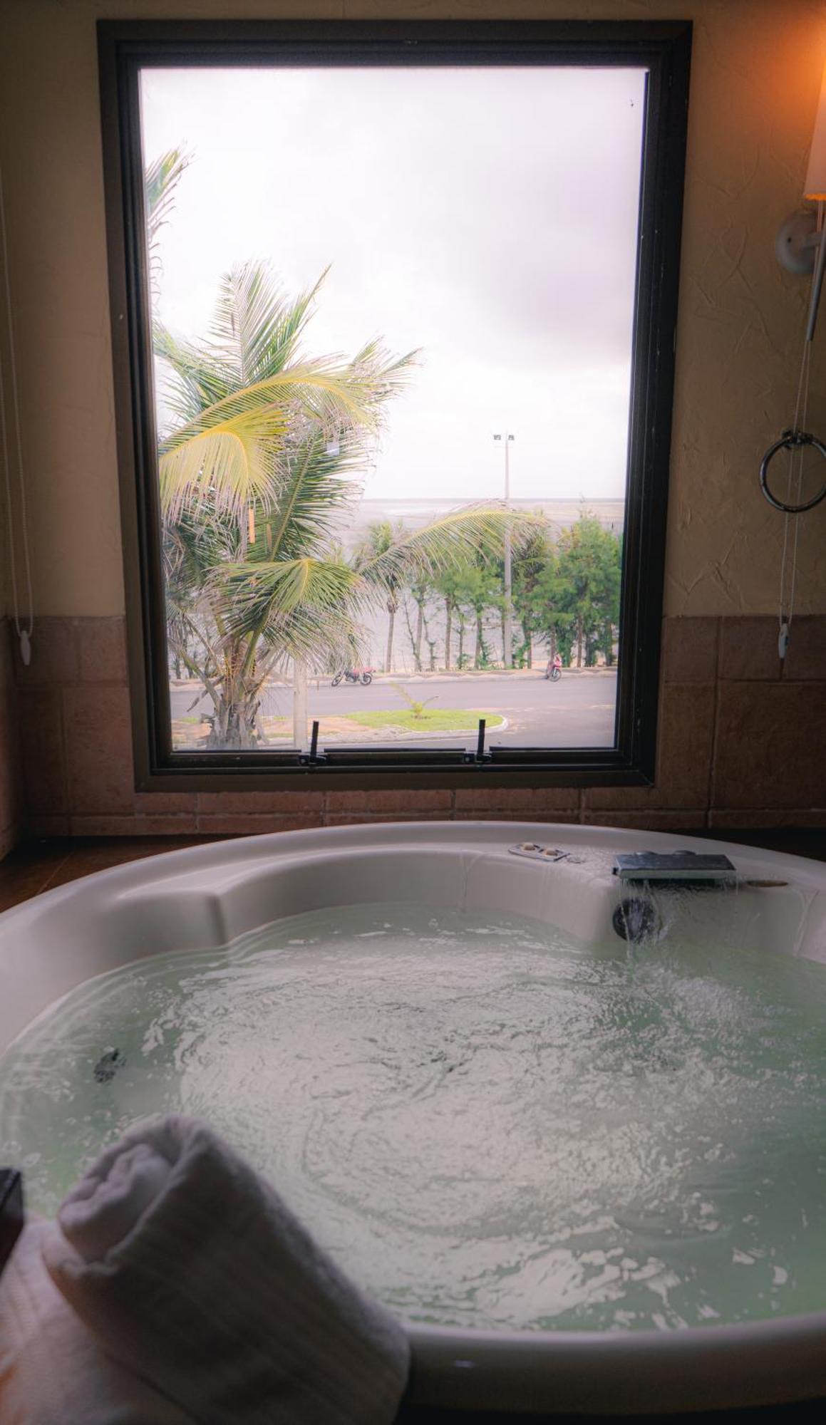 Deluxe Double Room Bath