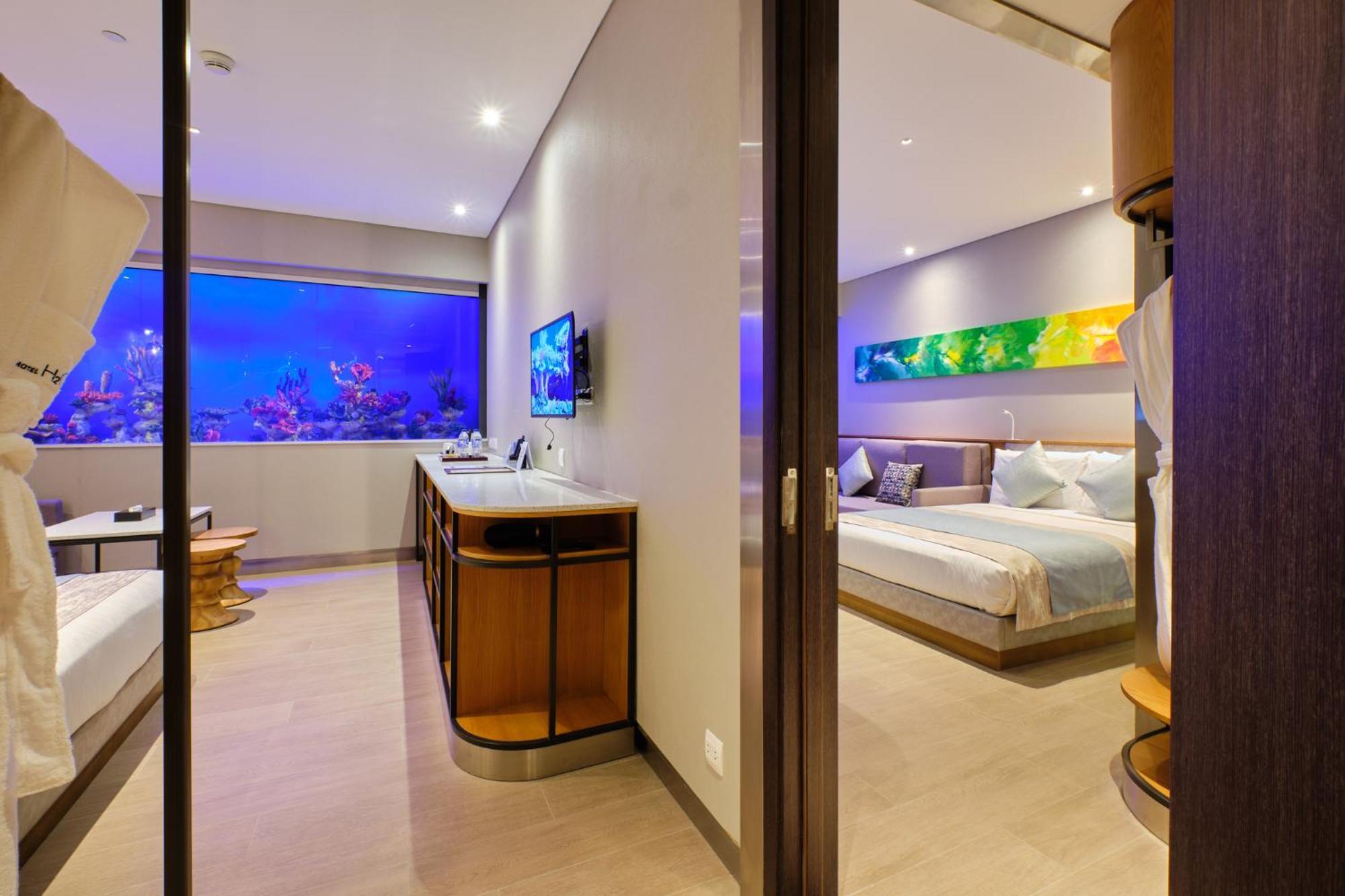Deluxe Queen Room