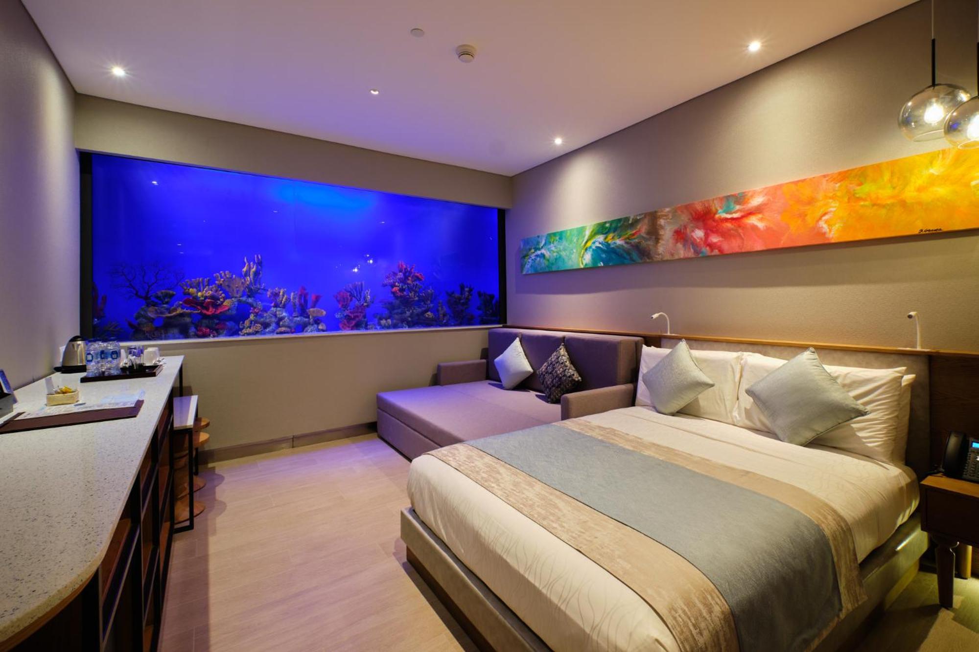 Deluxe Queen Room