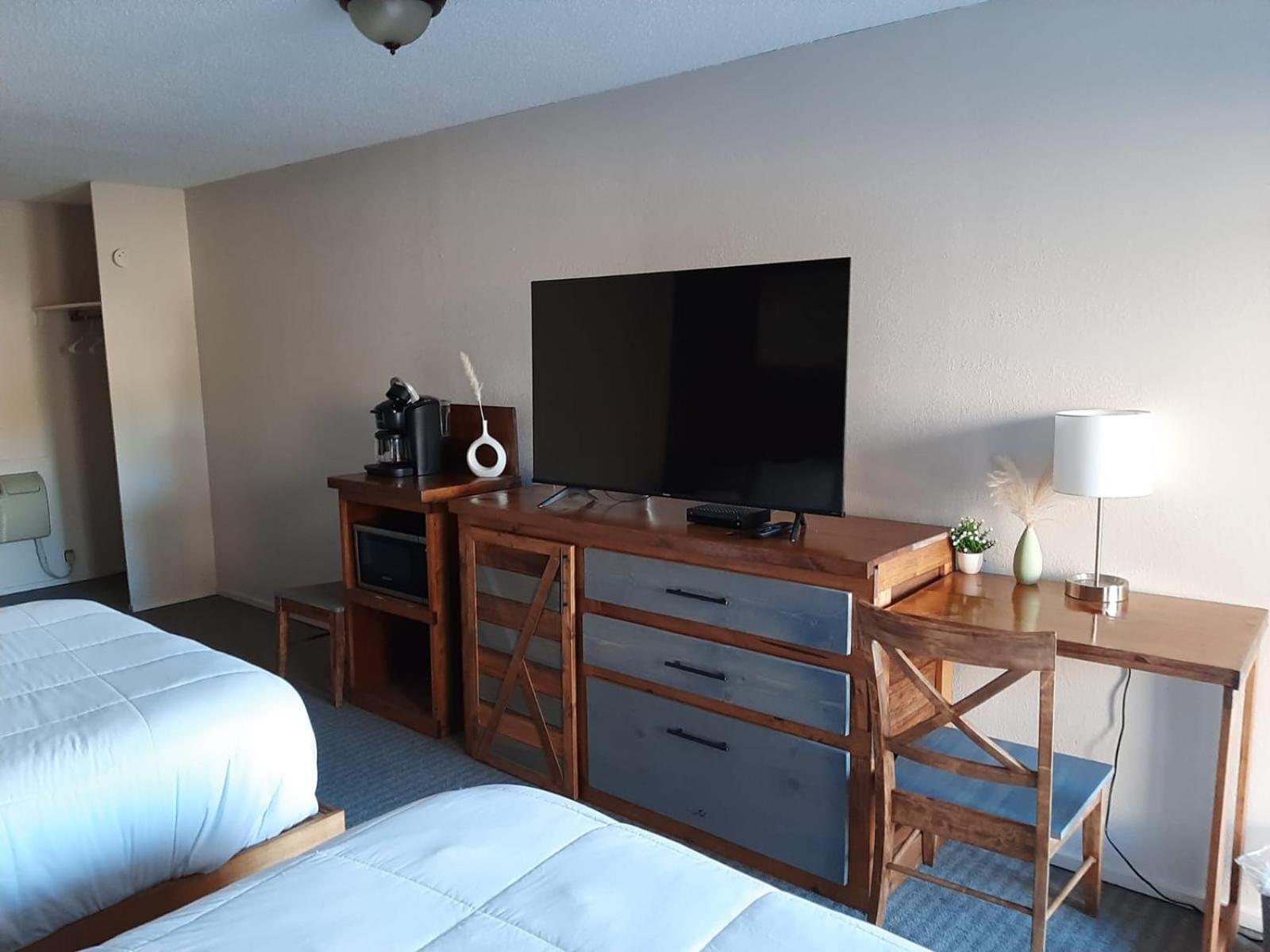 Queen Room