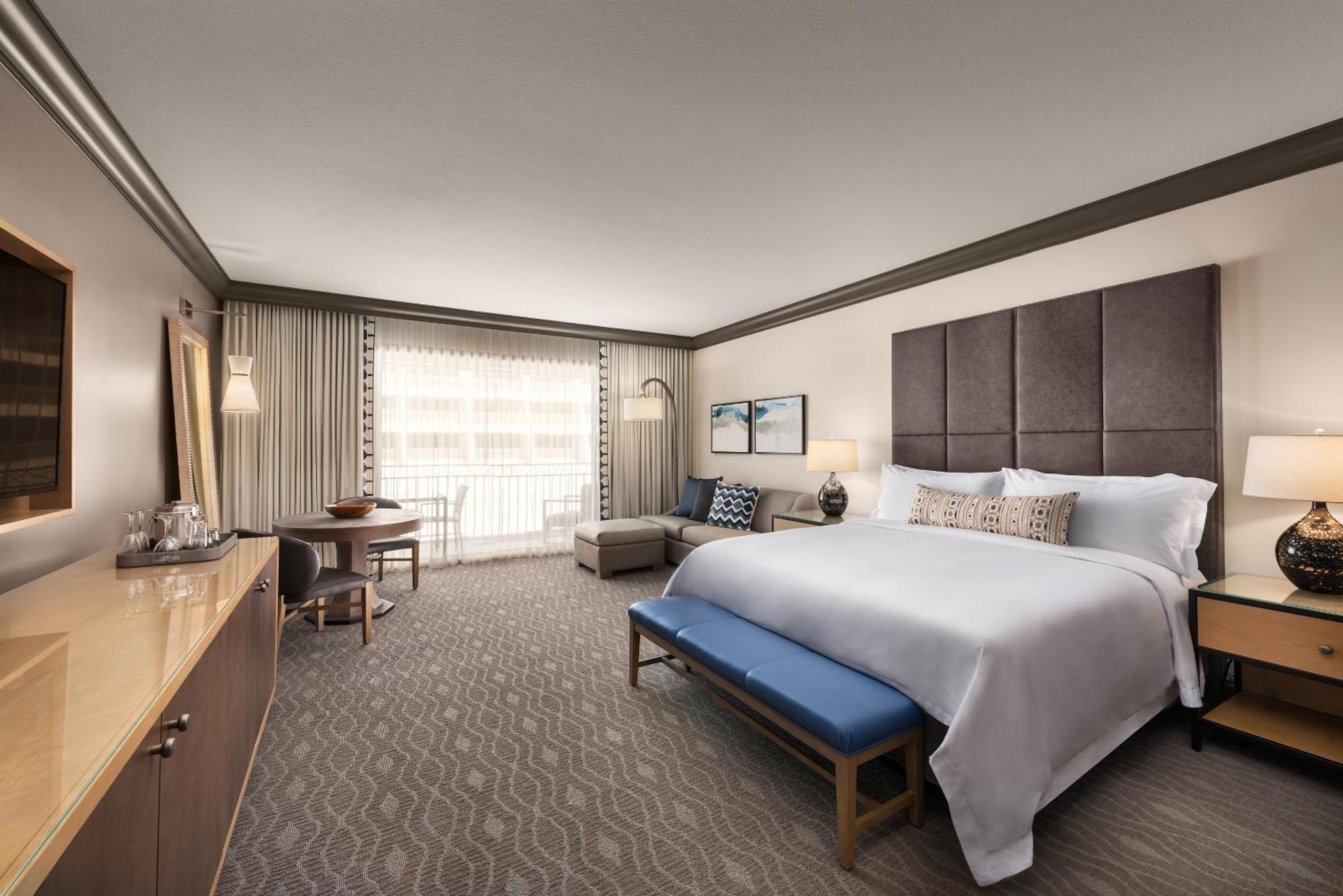 Superior, Guest room, 1 King, Resort view,1543373500:JPEG