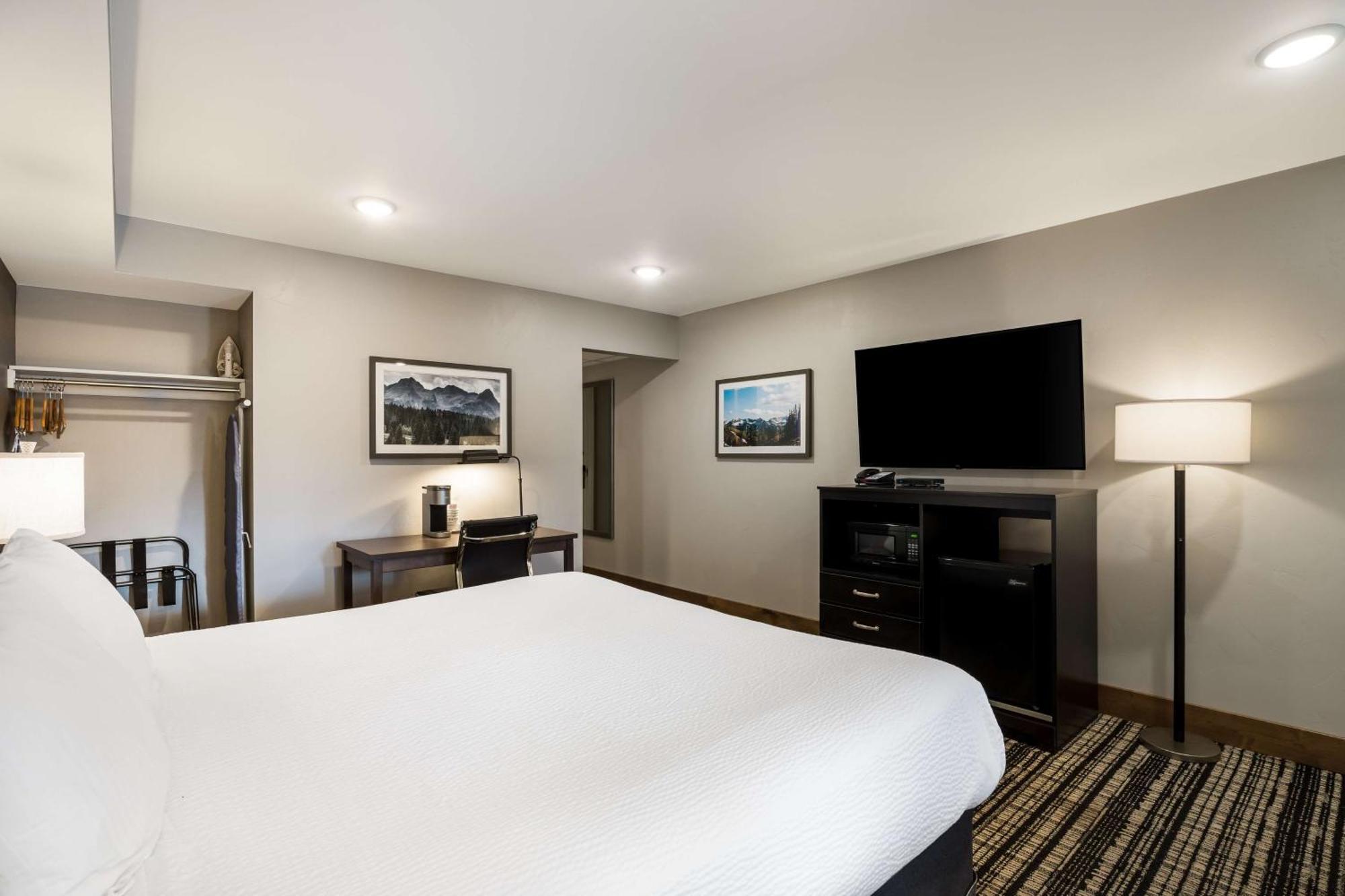Junior Suite King Bed Non-Smoking,1543408336:JPEG