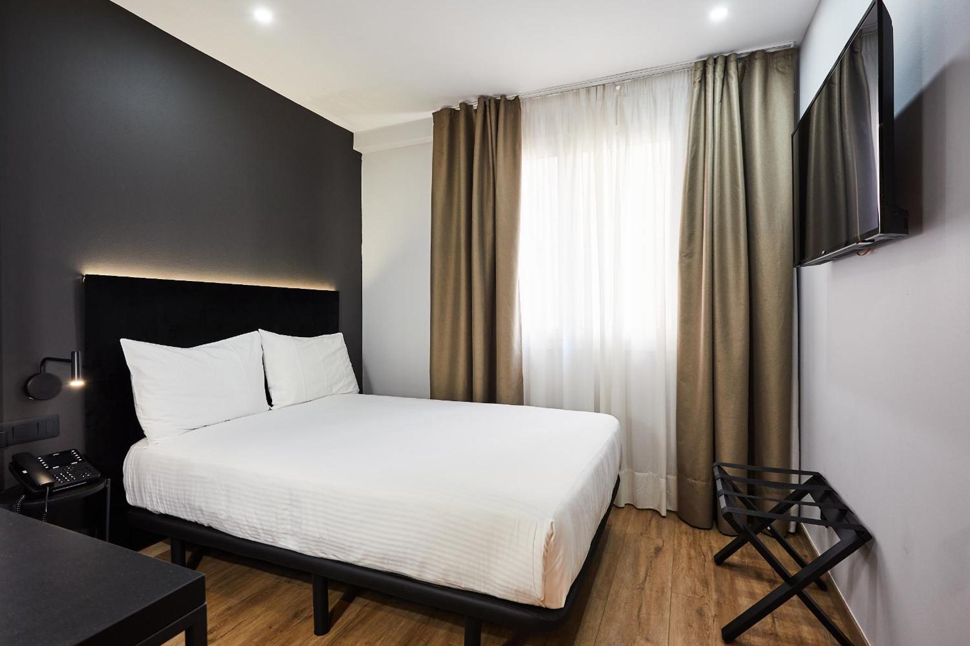 Basic Single Room,1709710817:JPEG