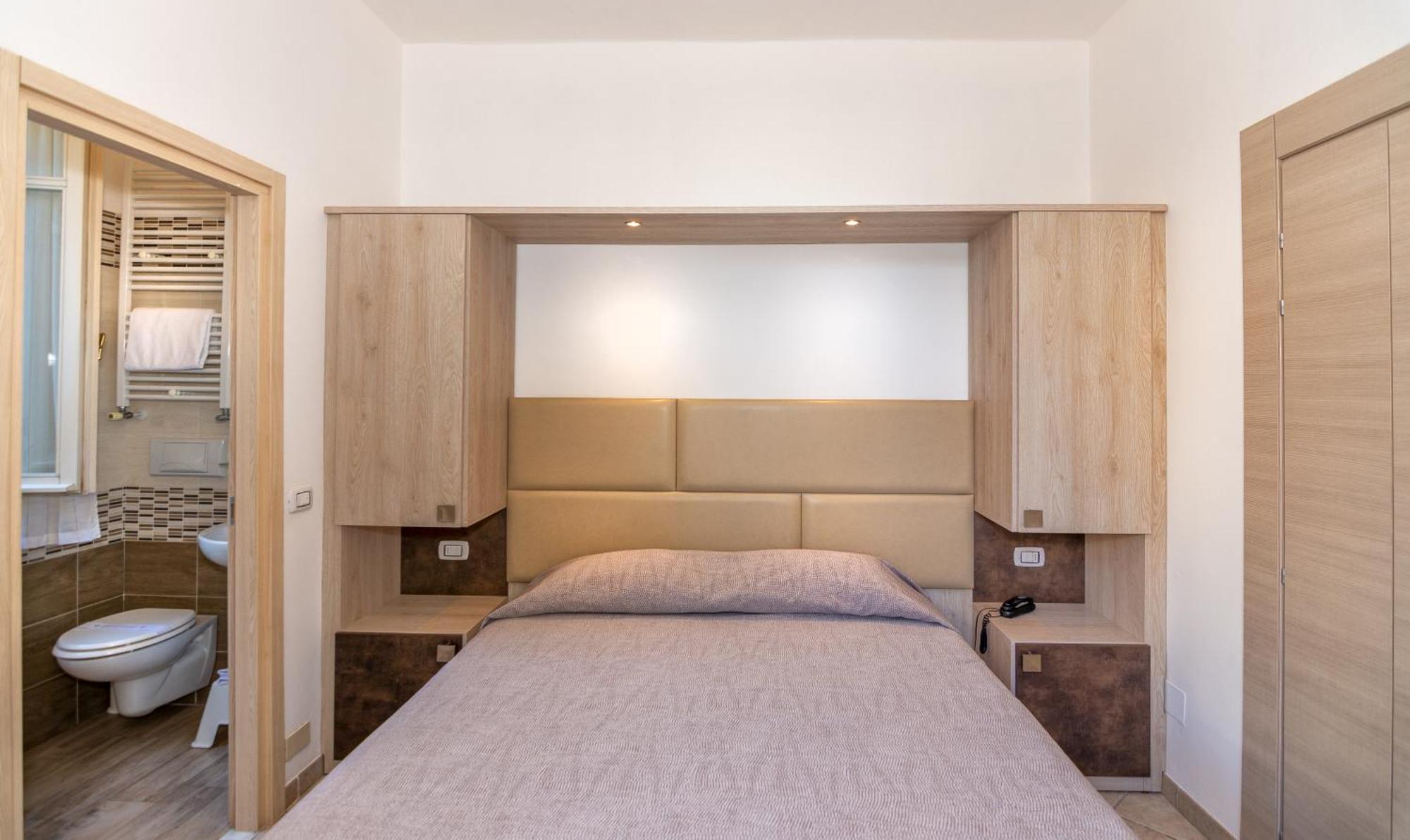 Economy Double Room