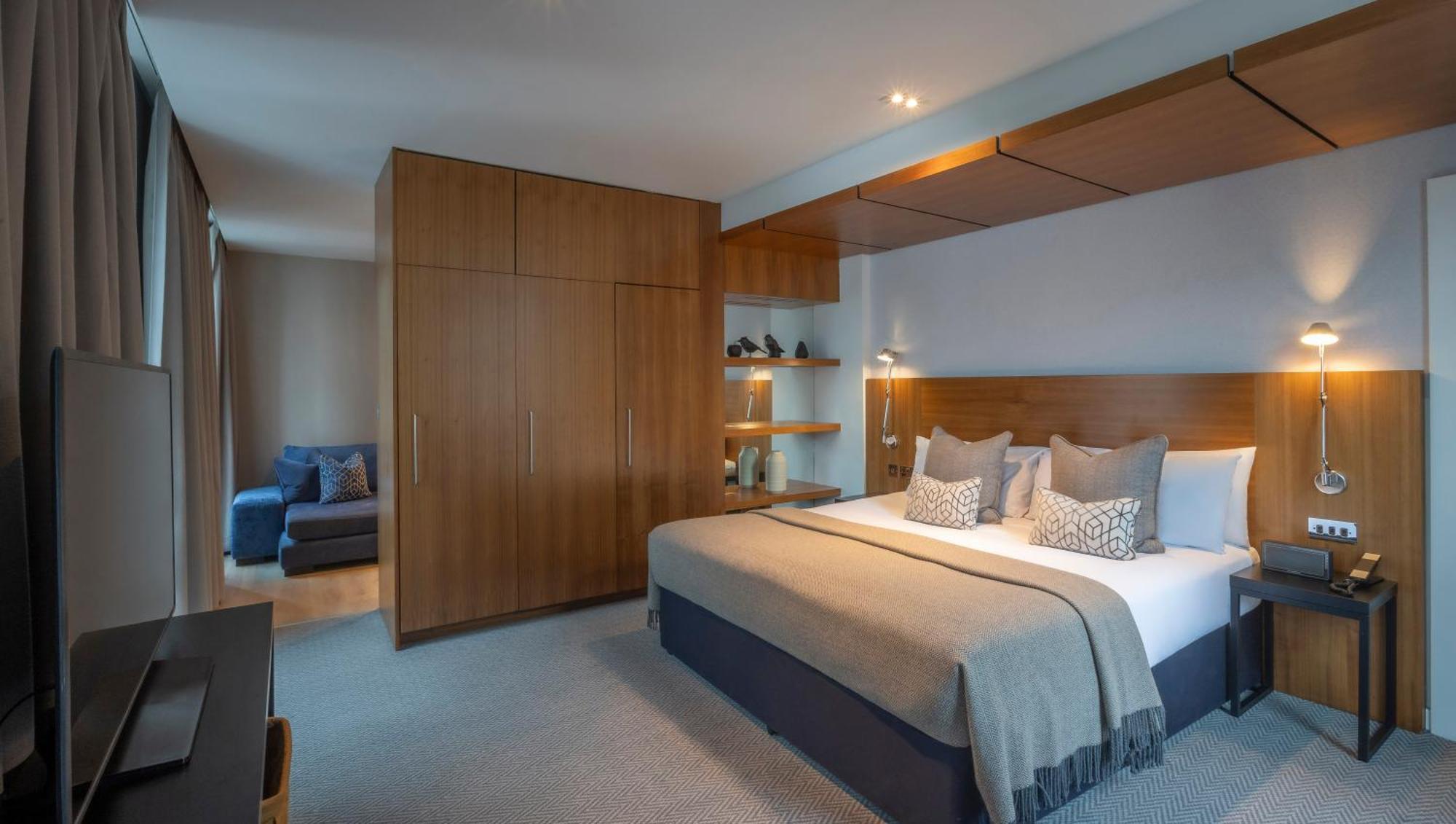 Junior Suite,1600563932:JPEG