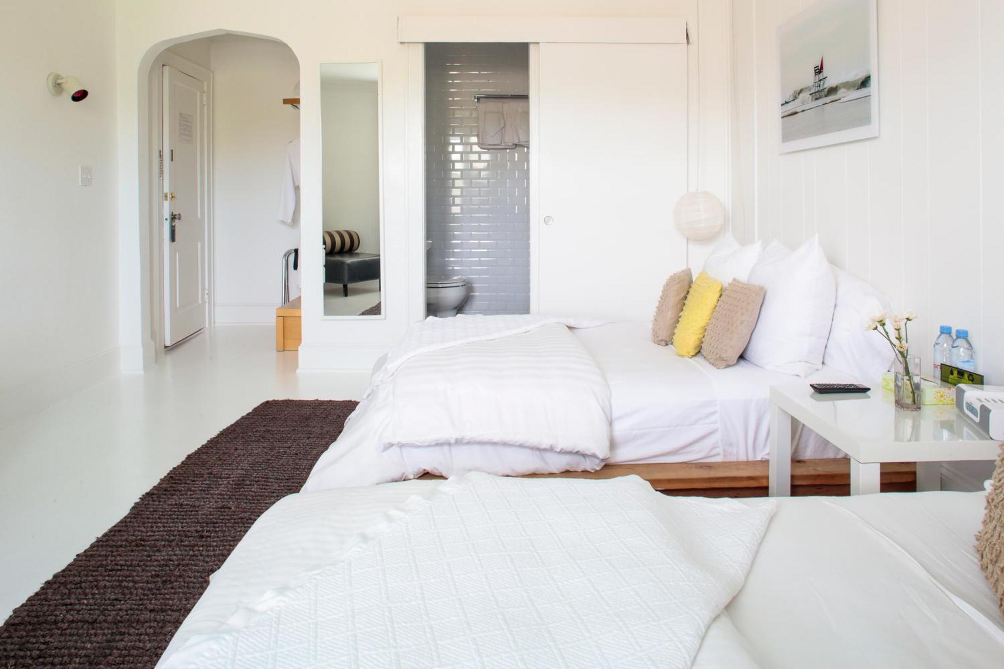 Double Room with Two Double Beds and Garden View