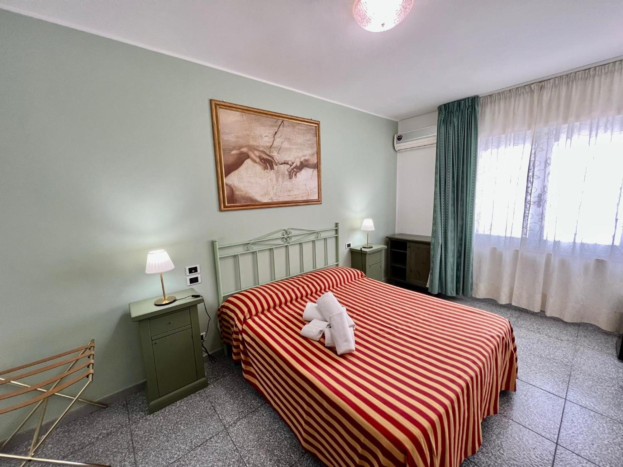 Standard King Room