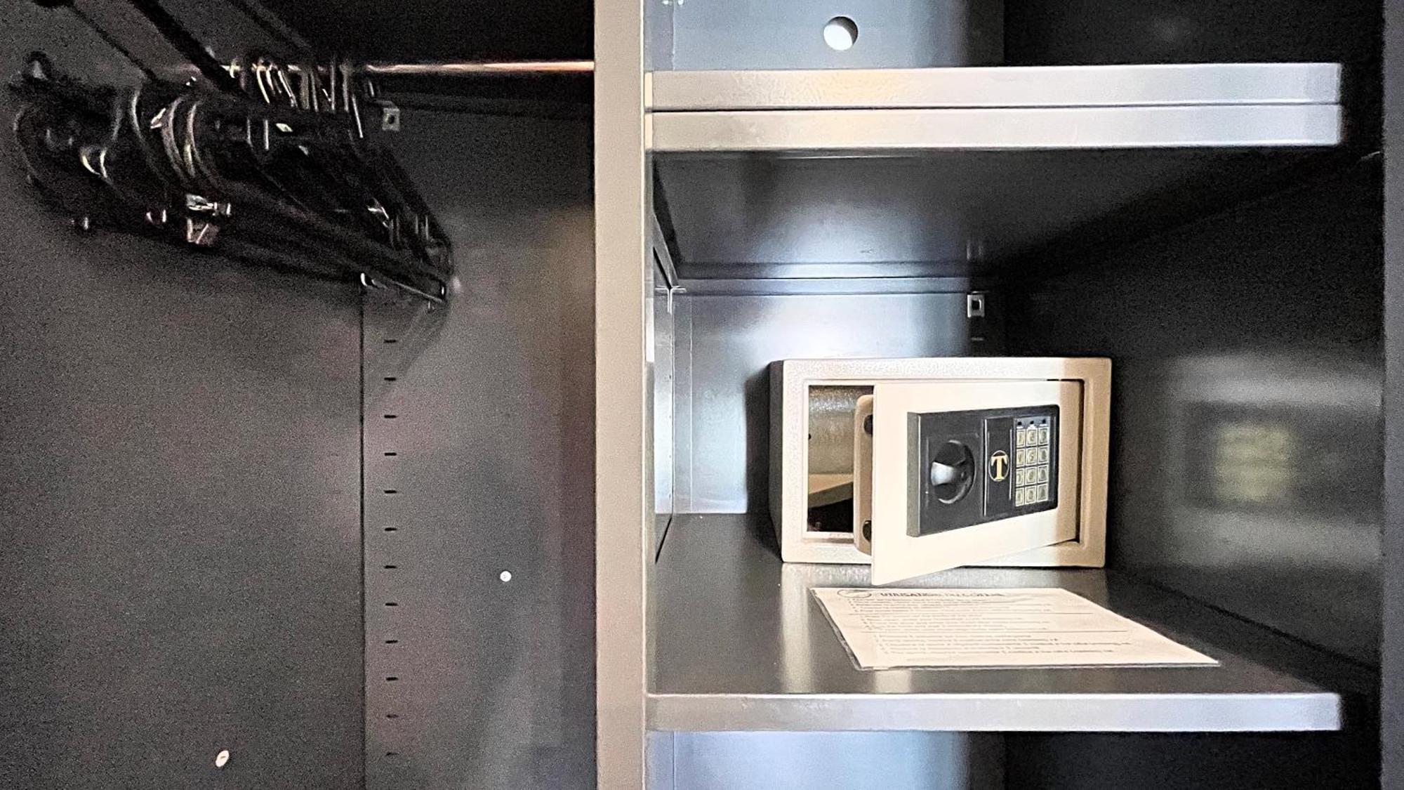 Studio Apartment without elevator,1772900245:JPEG