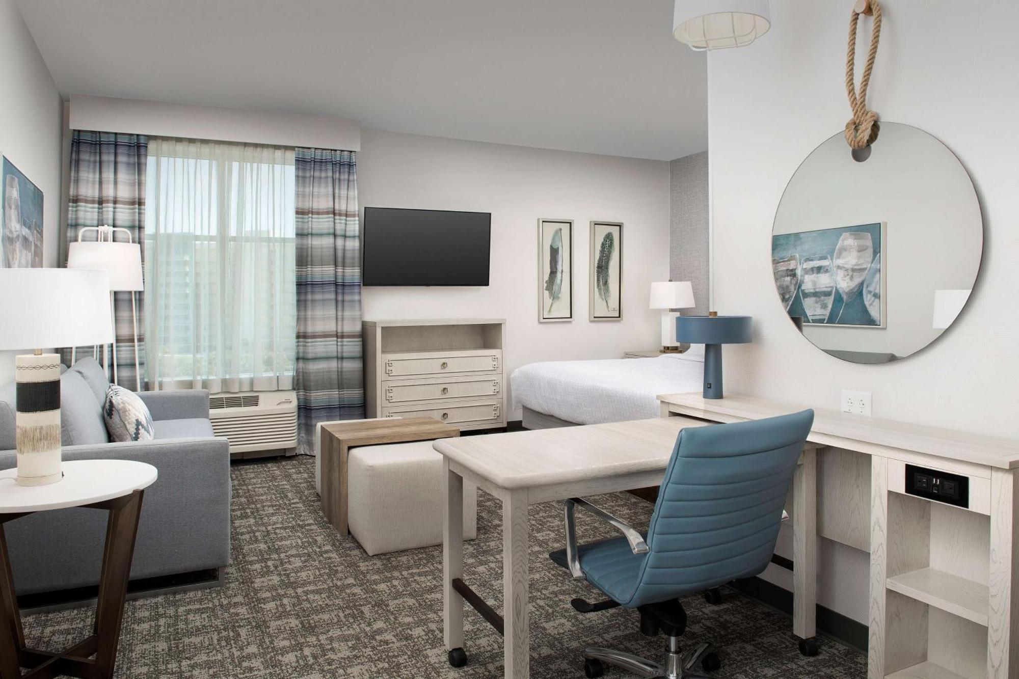 King Studio Suite