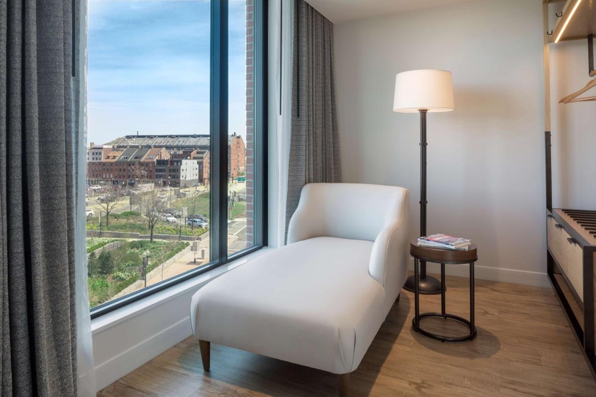 Premium King Room