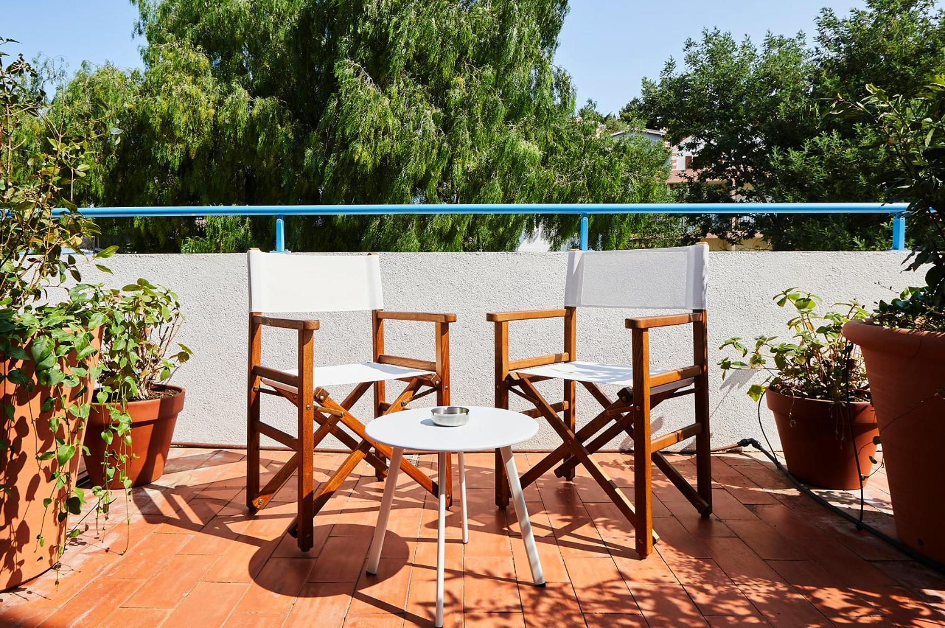 Double Room Terrace Hill View,1765203962:JPEG