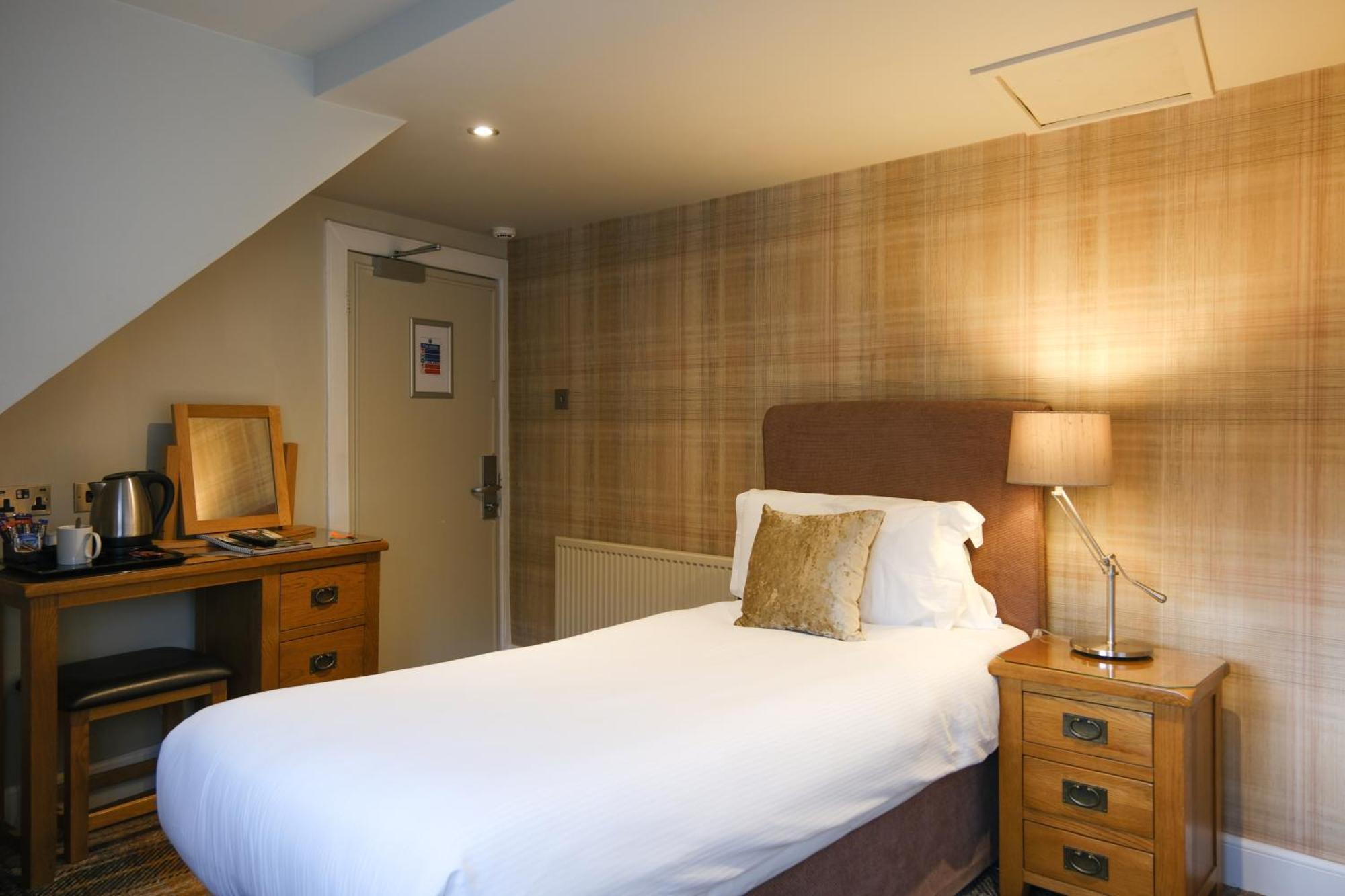 Cosy Single Room,1275191881:JPEG