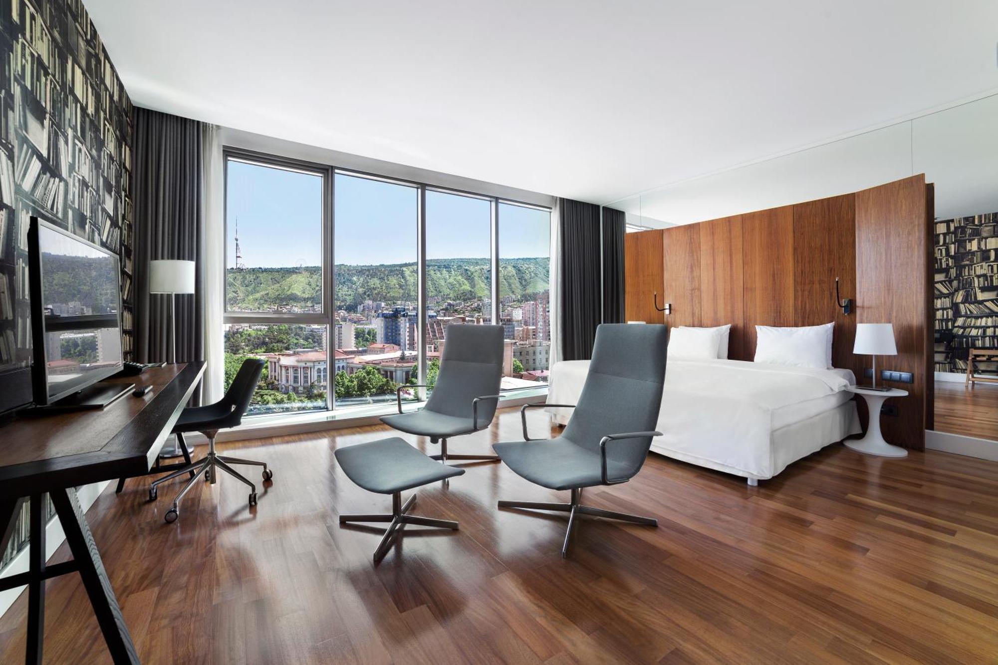 Premium King Room