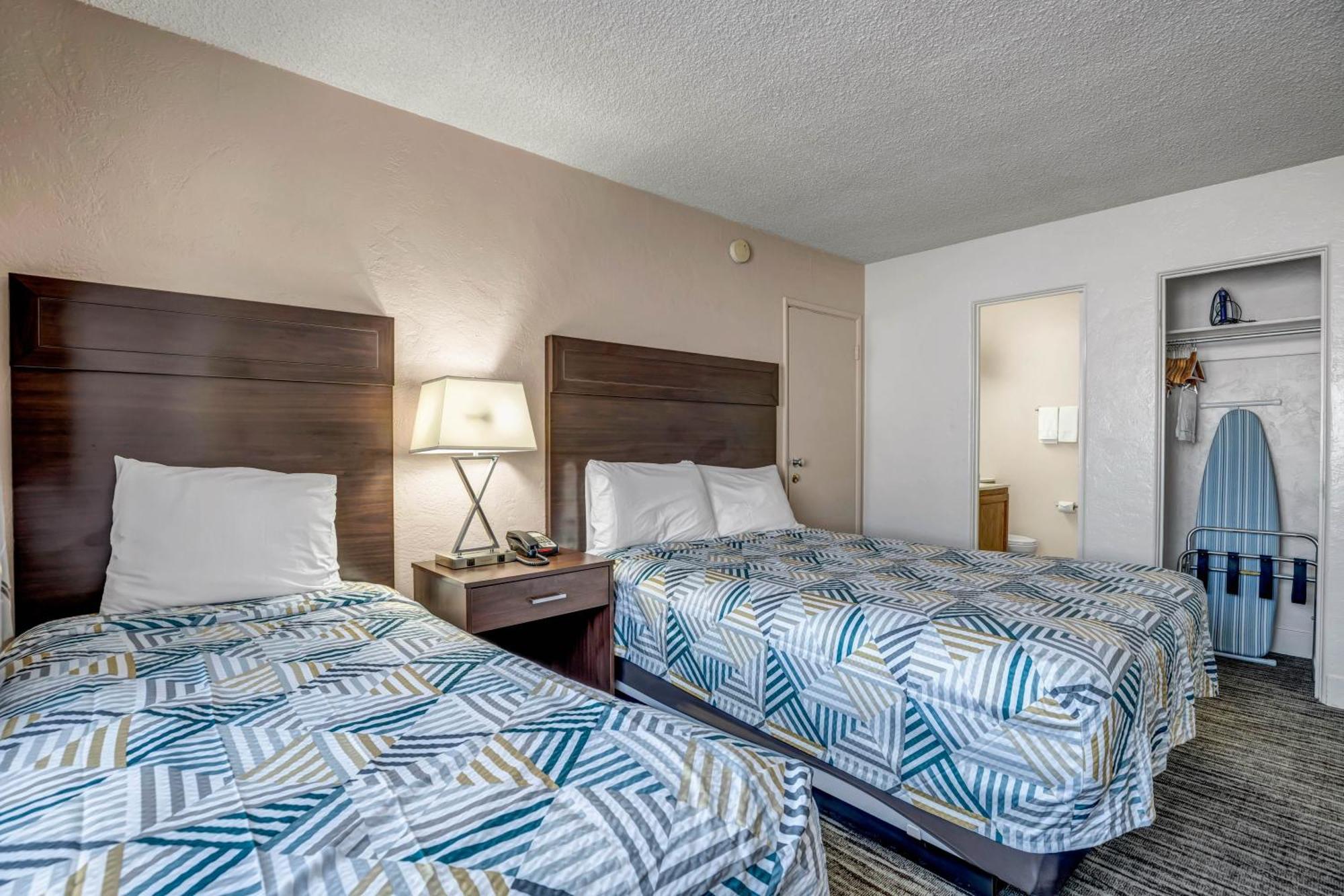 Queen Room Extra Bed Non Smoking