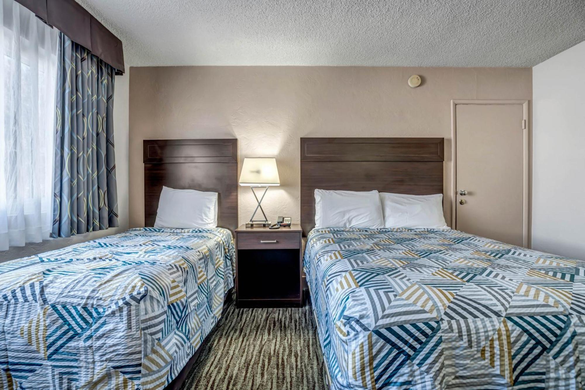 Queen Room Extra Bed Non Smoking