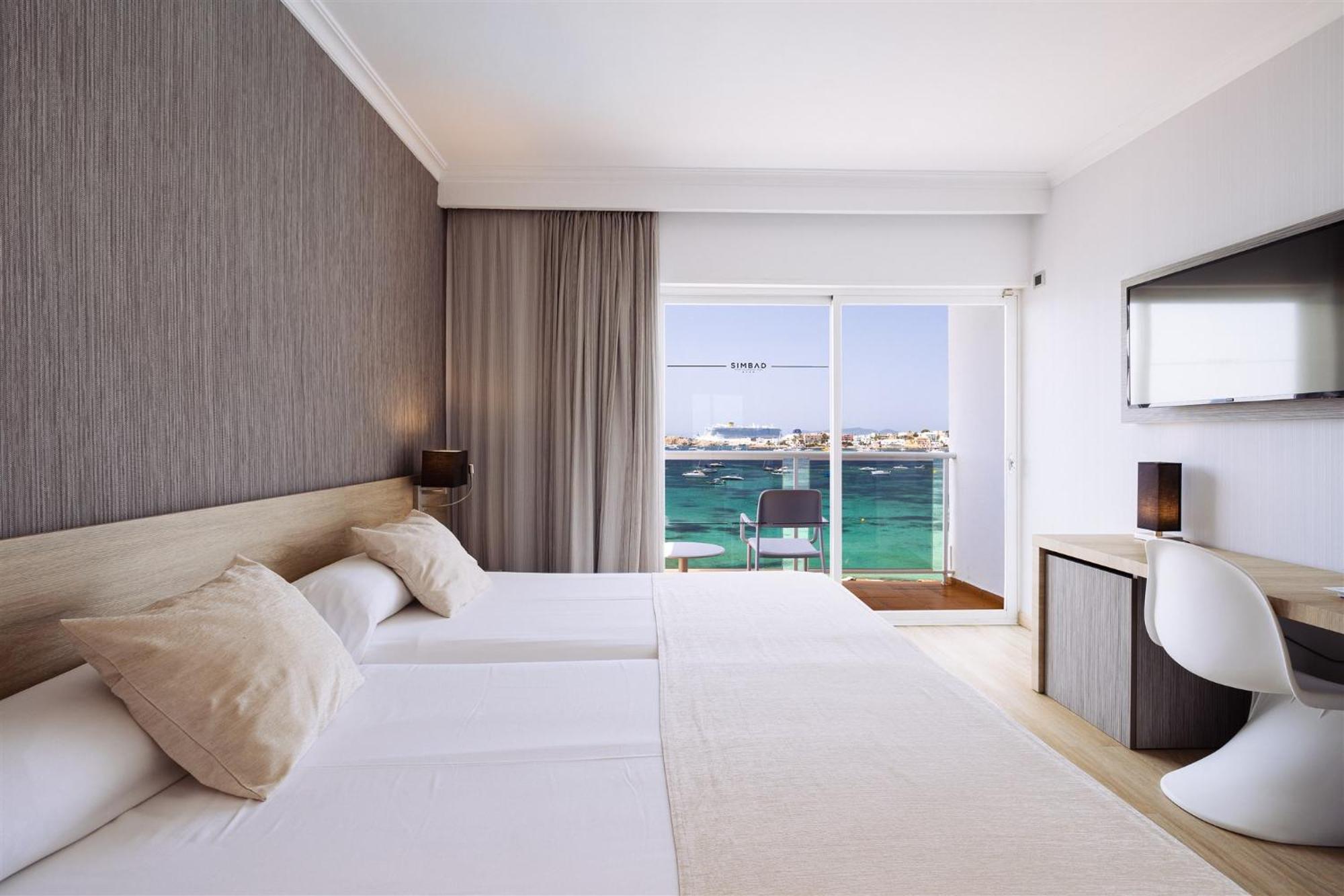 Twin Room Sea View