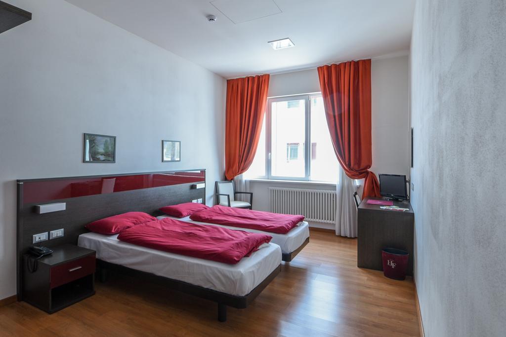 Double or Twin Room,154536227:JPEG
