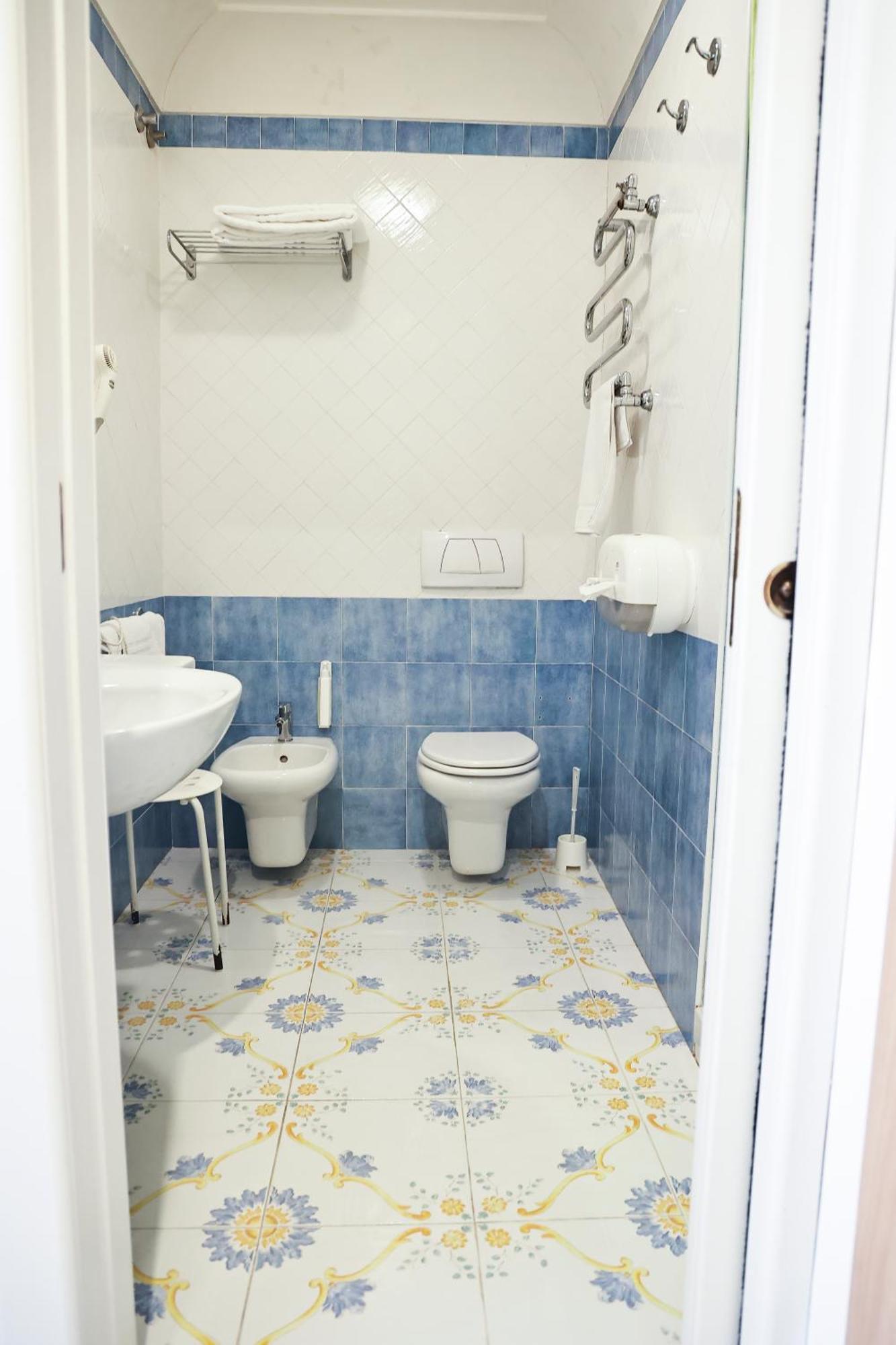 Comfort Double or Twin Room
