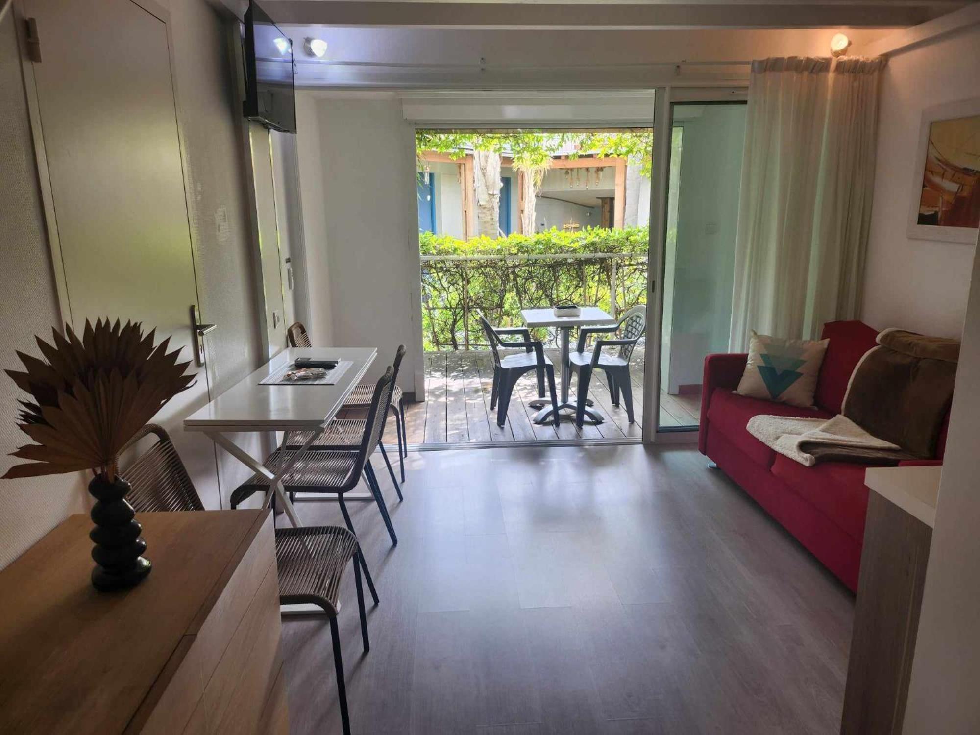 Duplex apartment indoor garden view or backyard square view,1545051349:JPEG