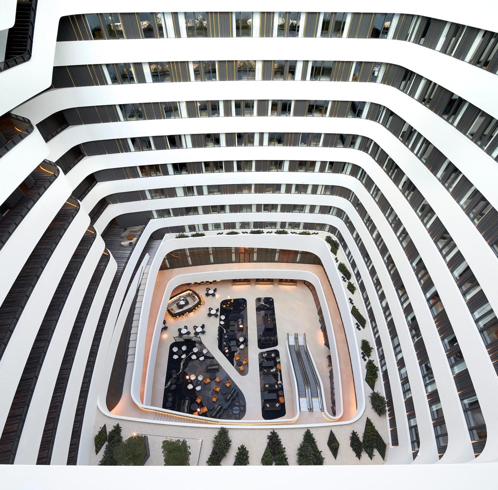 Twin Deluxe Room Airport View