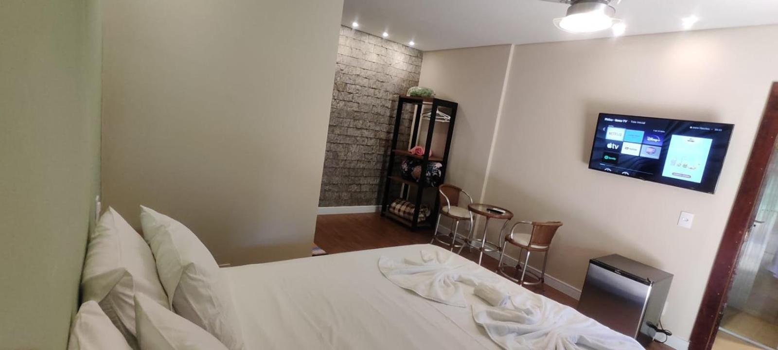 Deluxe Double Room Bath