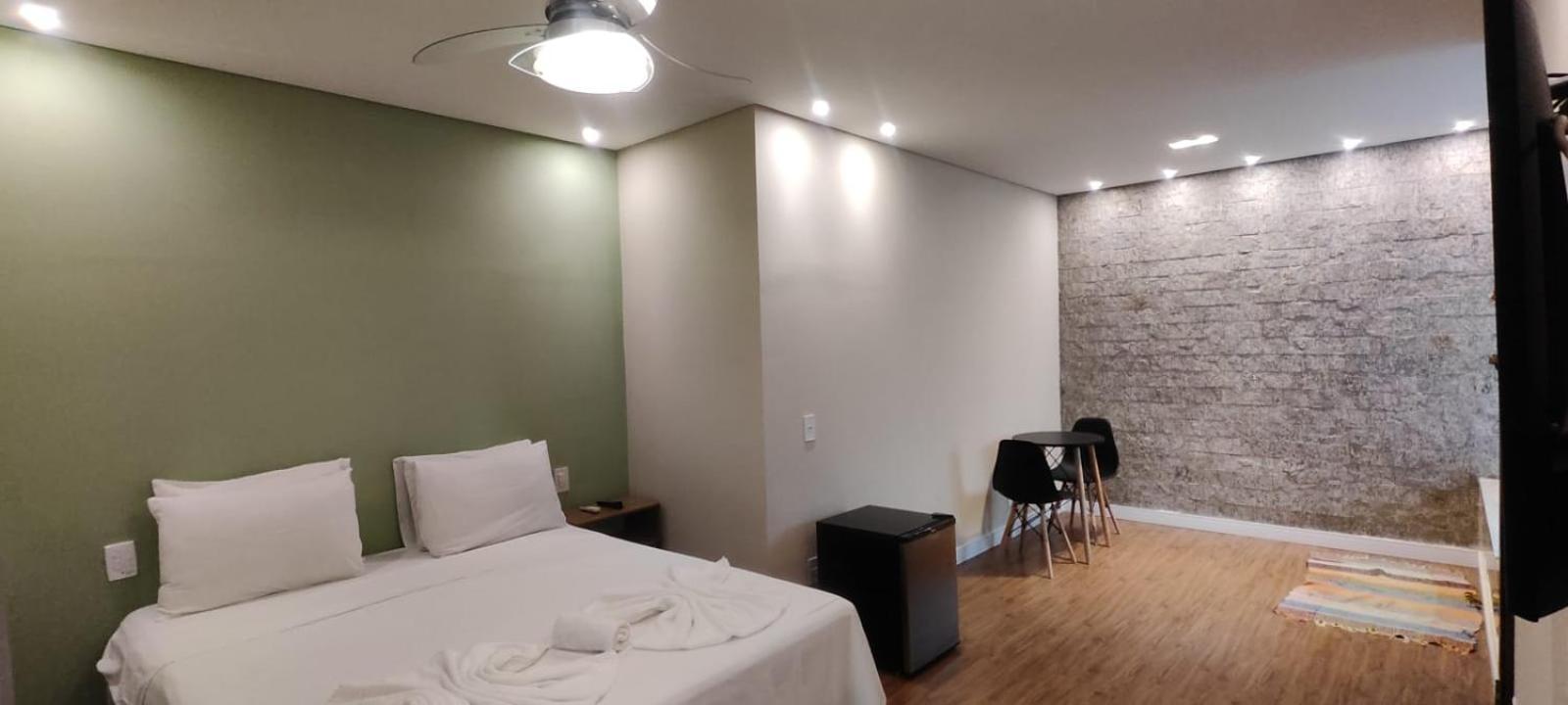 Deluxe Double Room Bath
