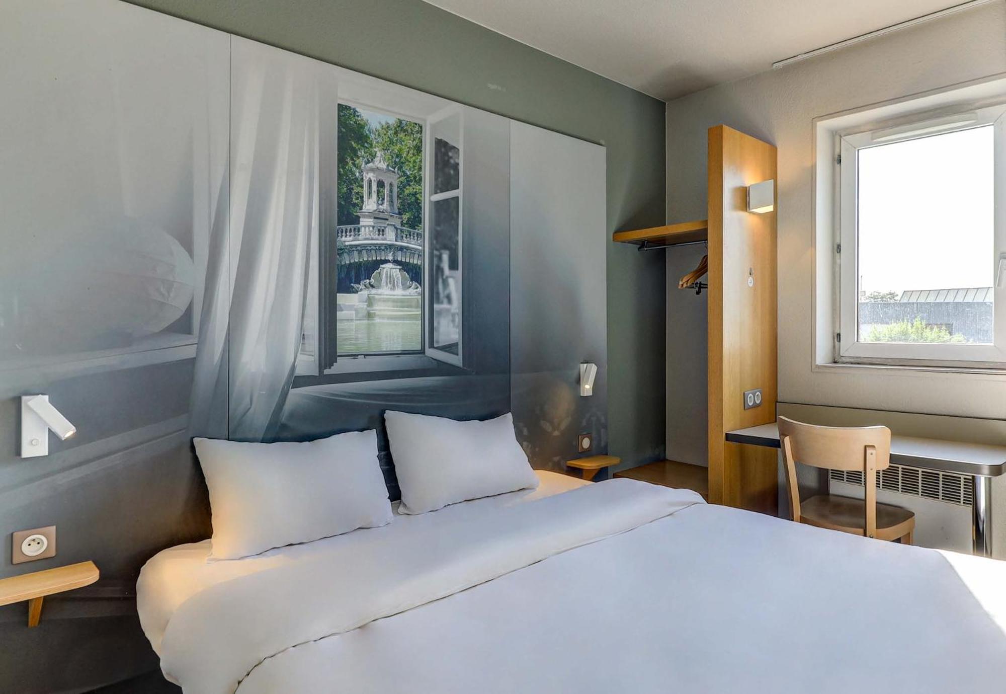 Double Room,1545155647:JPEG