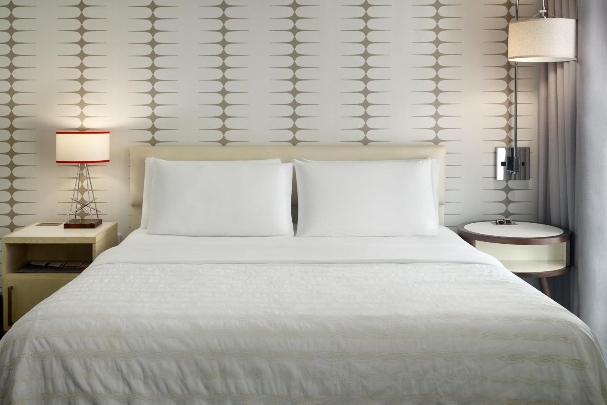 Guest Room 1 King