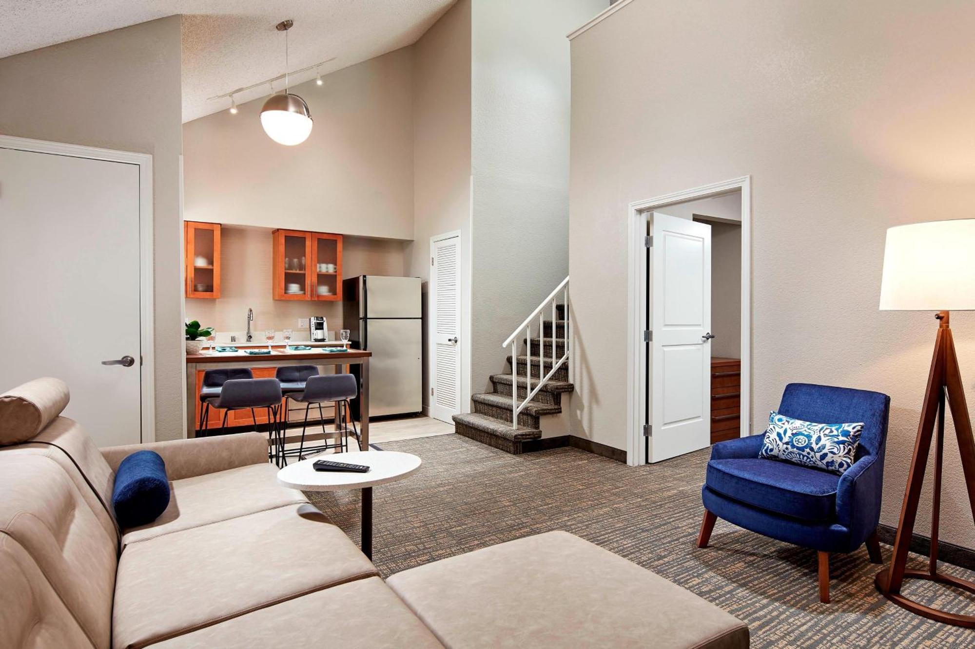 Bi-Level One-Bedroom Loft Suite